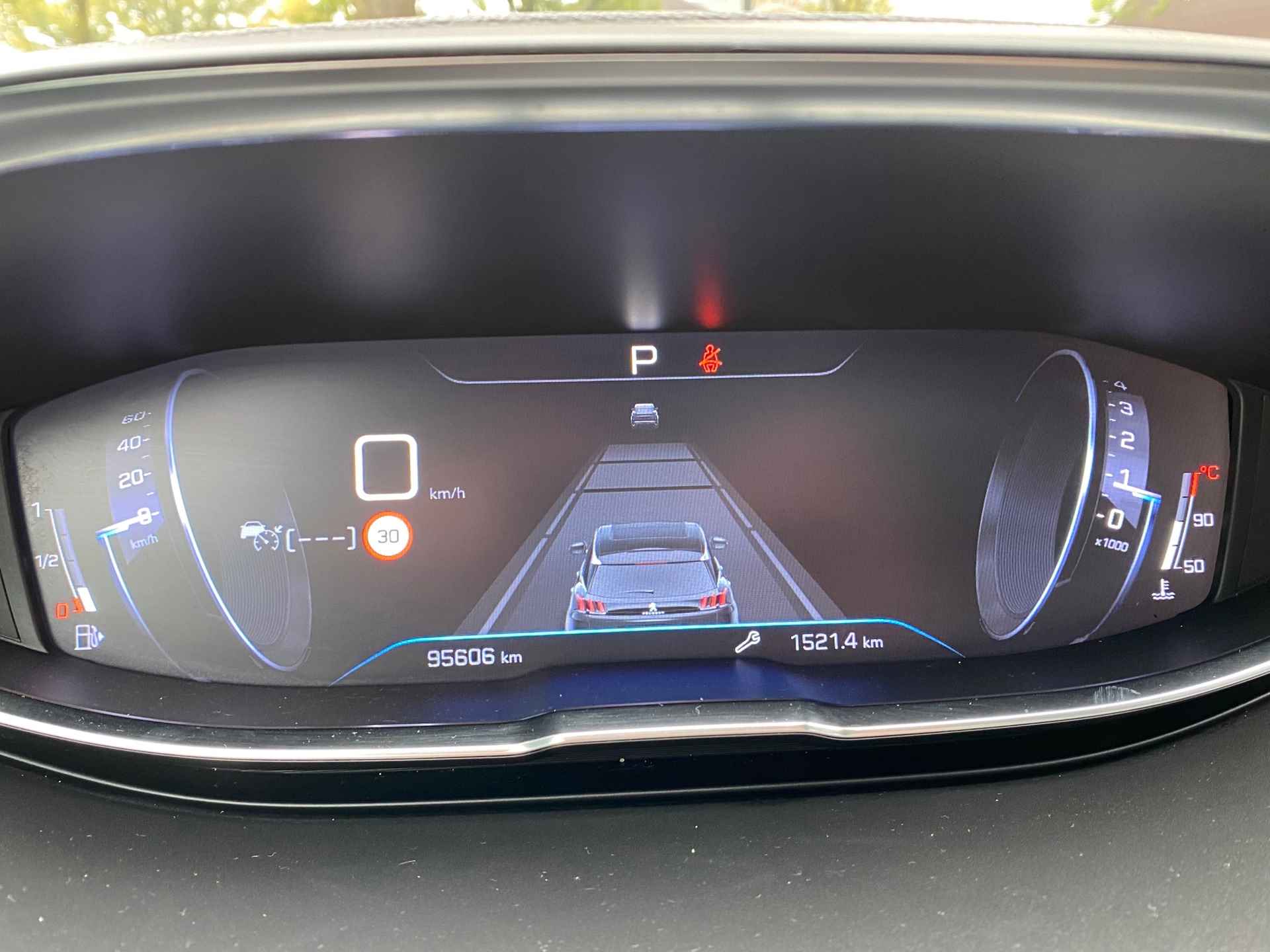 Peugeot 5008 1.5 7pl BlueHDI Executive Avantage | PANO | 7 ZITS | TREKHAAK | NAVI BY CARPLAY - 21/35