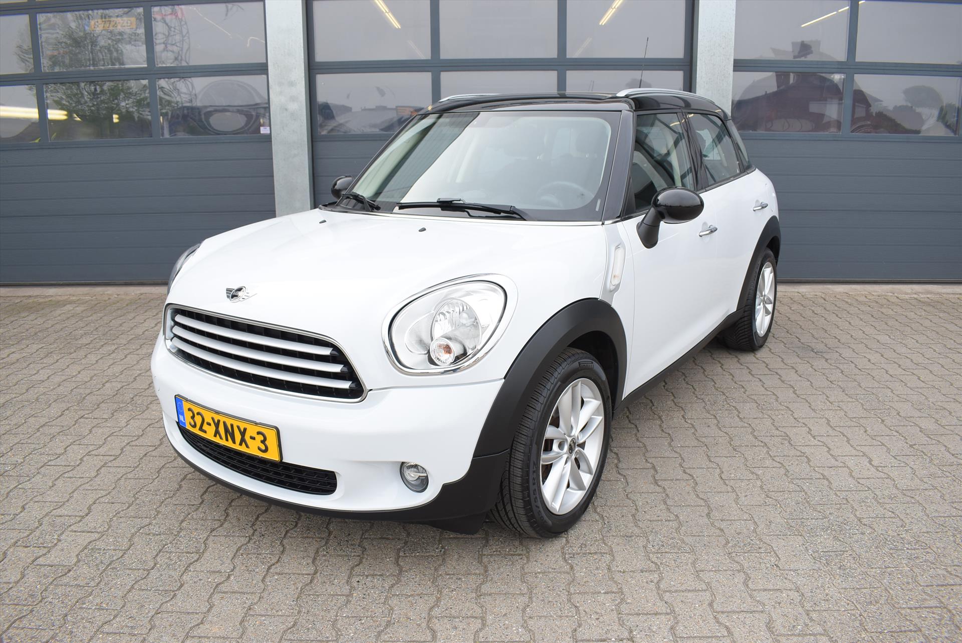 MINI Countryman 1.6 122pk Cooper Edition