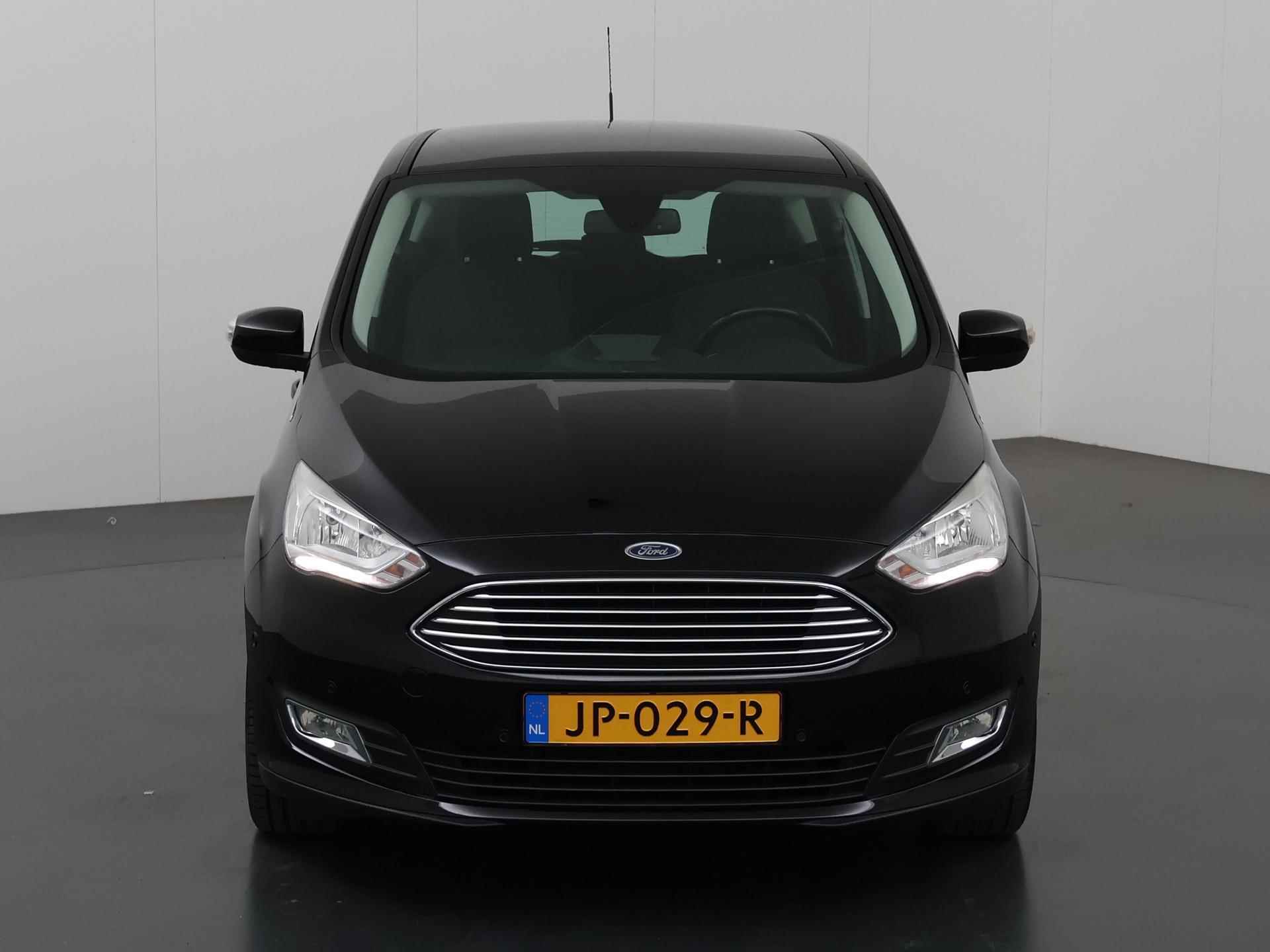 Ford C-Max 1.5 Titanium | Trekhaak | 1500kg trekgewicht | Camera | Cruise Control | Navigatie | Aut. inparkeren | PDC | DAB | - 4/36