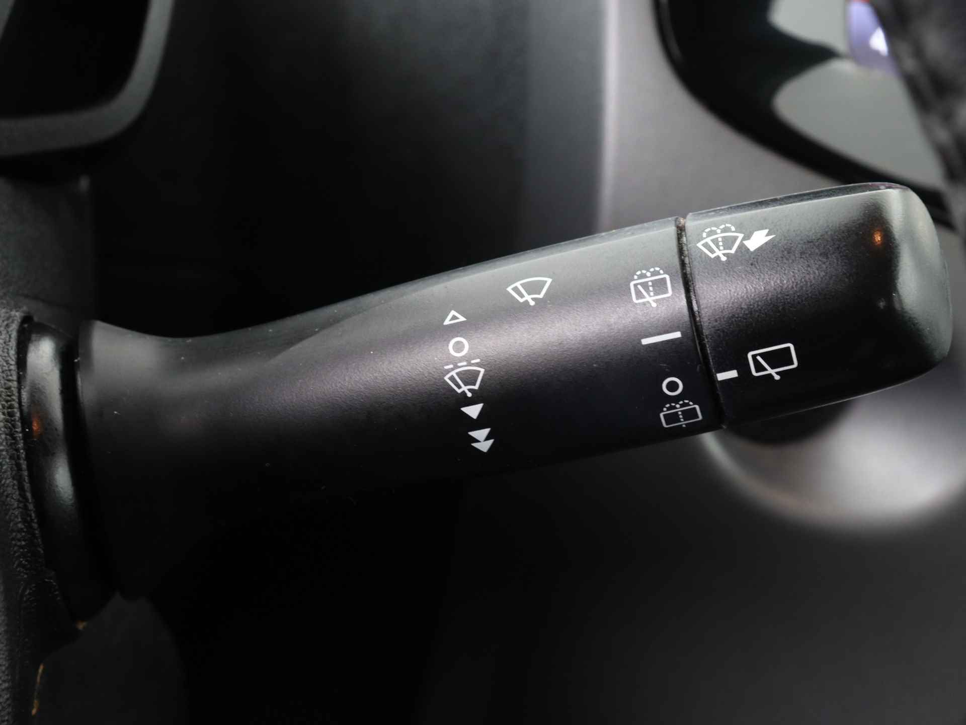 Toyota Aygo 1.0 VVT-i X-Play | NL-Auto | Fabr Garantie t/m 10-2028 mogelijk | - 25/41