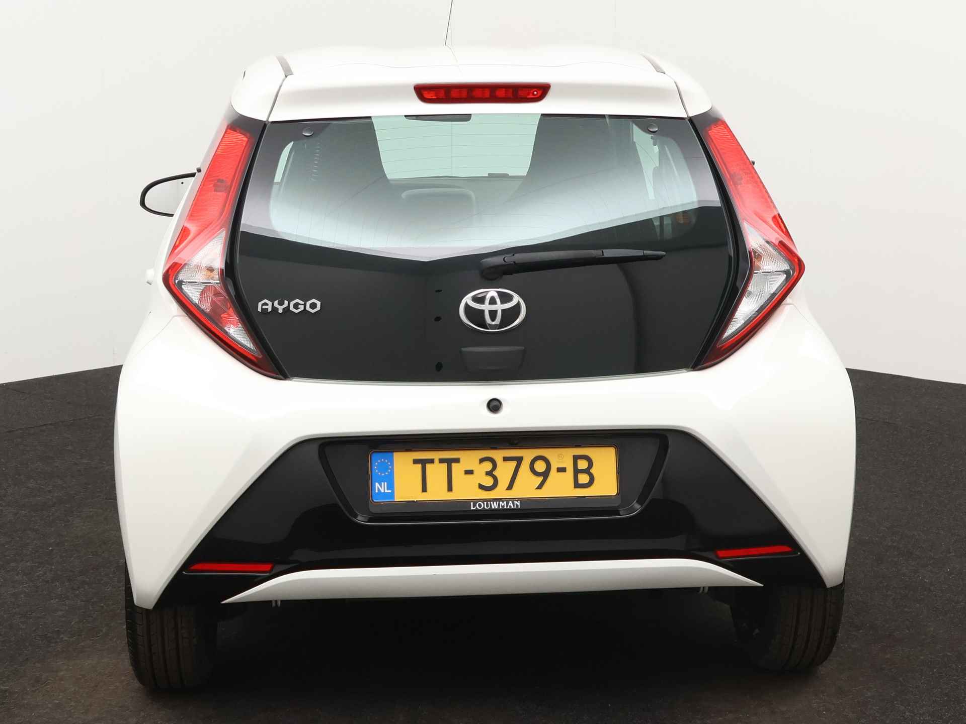Toyota Aygo 1.0 VVT-i X-Play | NL-Auto | Fabr Garantie t/m 10-2028 mogelijk | - 30/41