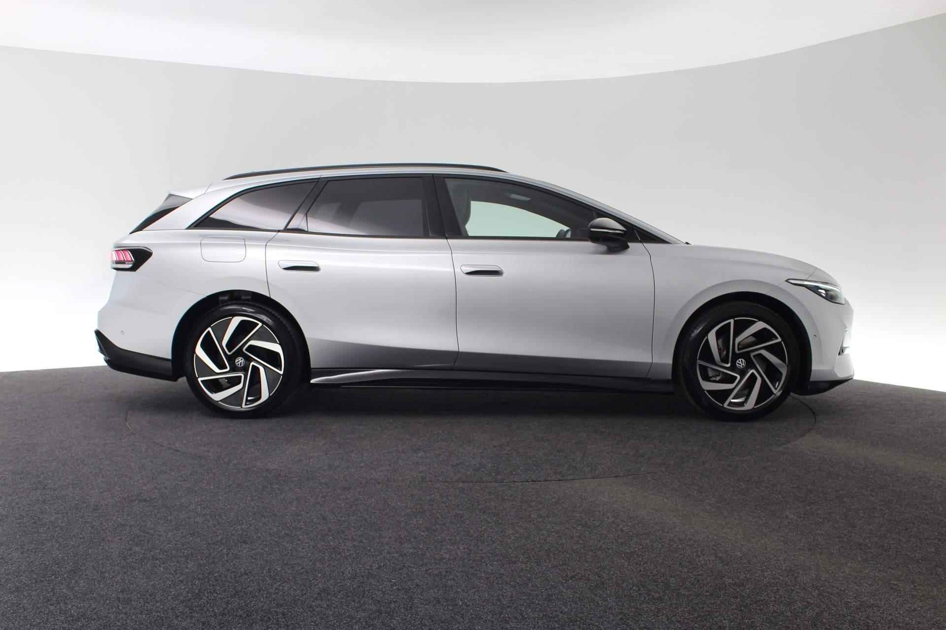 Volkswagen ID.7 Tourer First Edition 77 kWh 286PK - 28/59