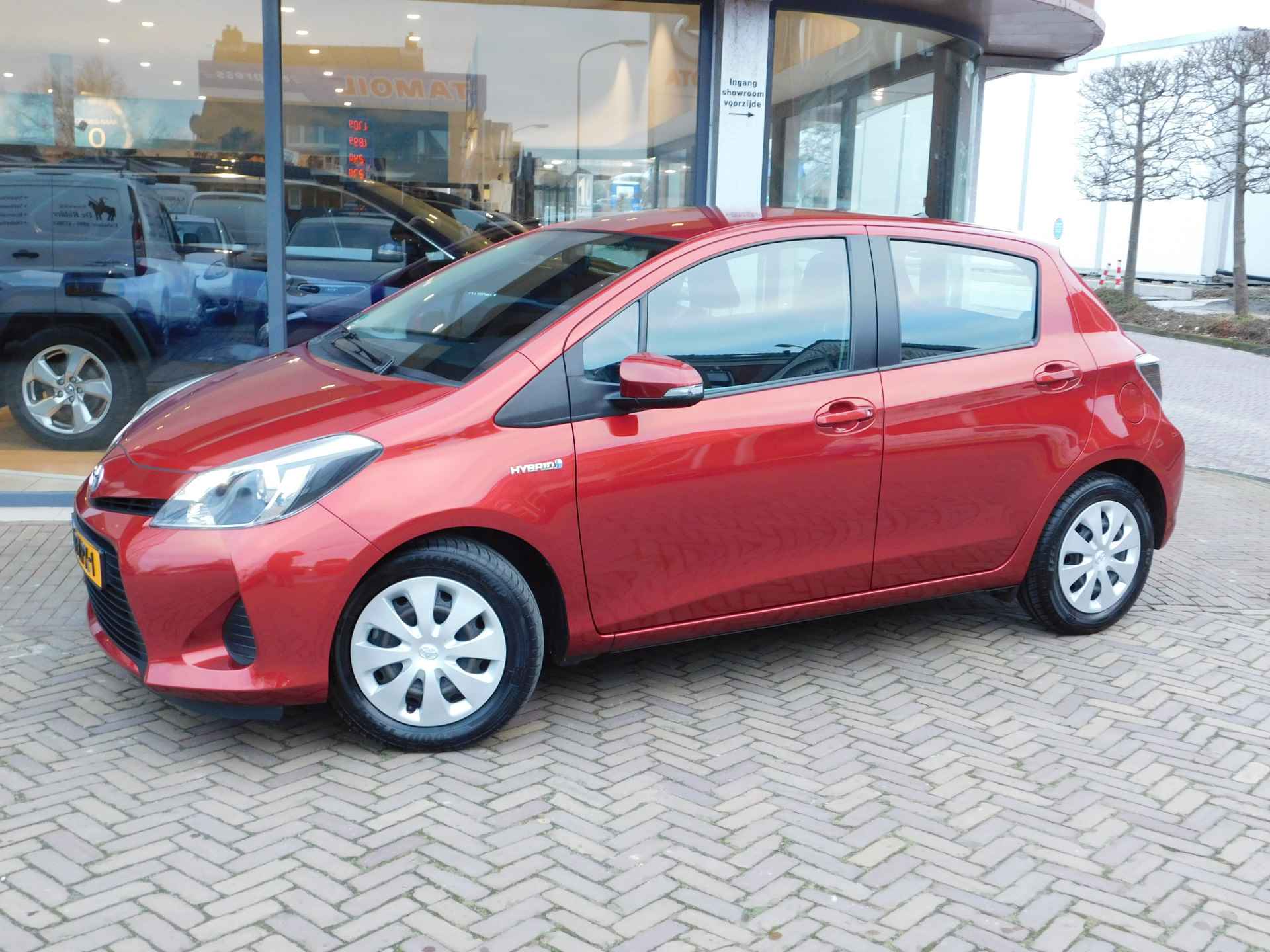 Toyota Yaris 1.5 Full Hybrid Aspiration - 8/58