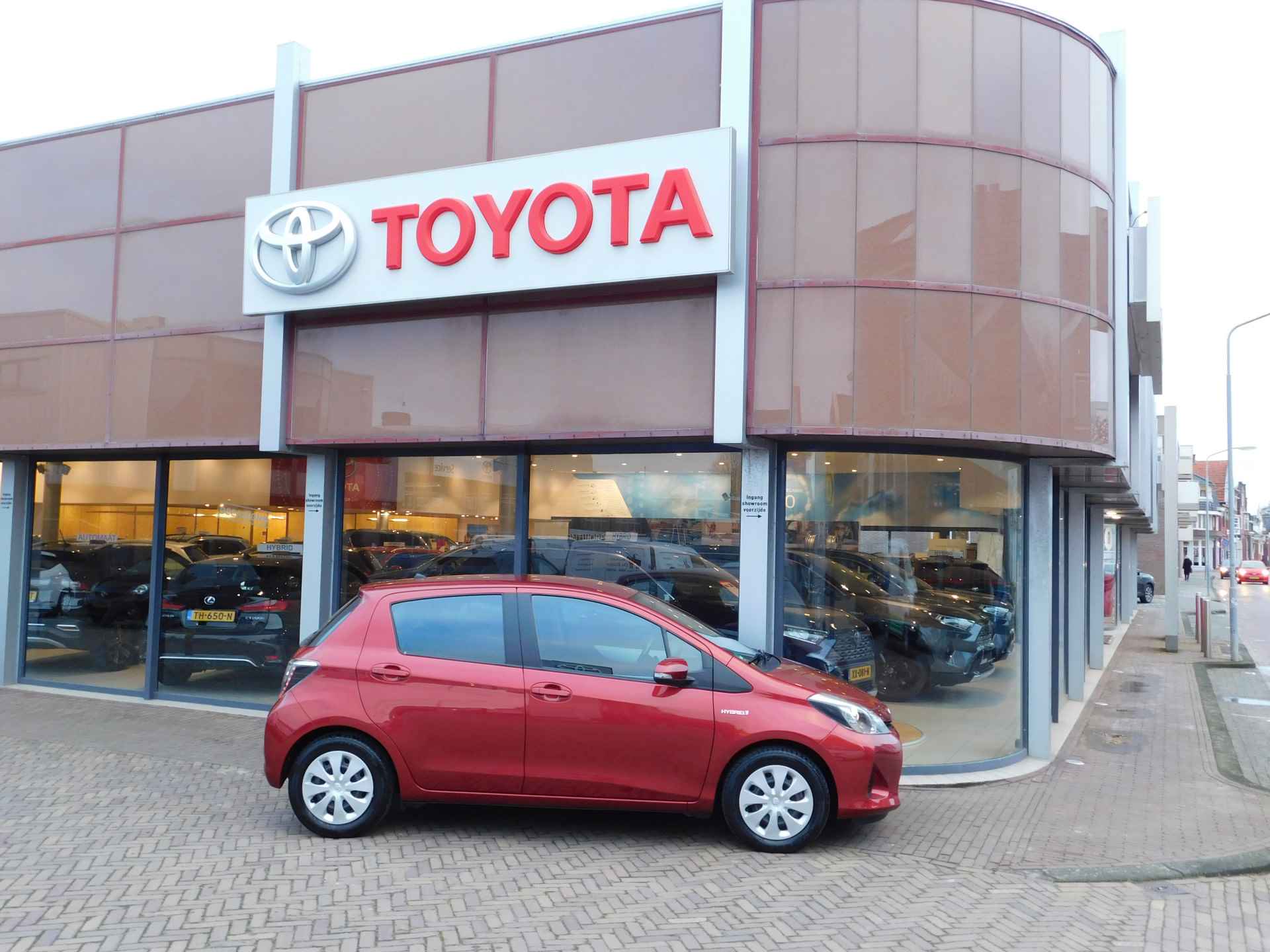 Toyota Yaris 1.5 Full Hybrid Aspiration - 39/58