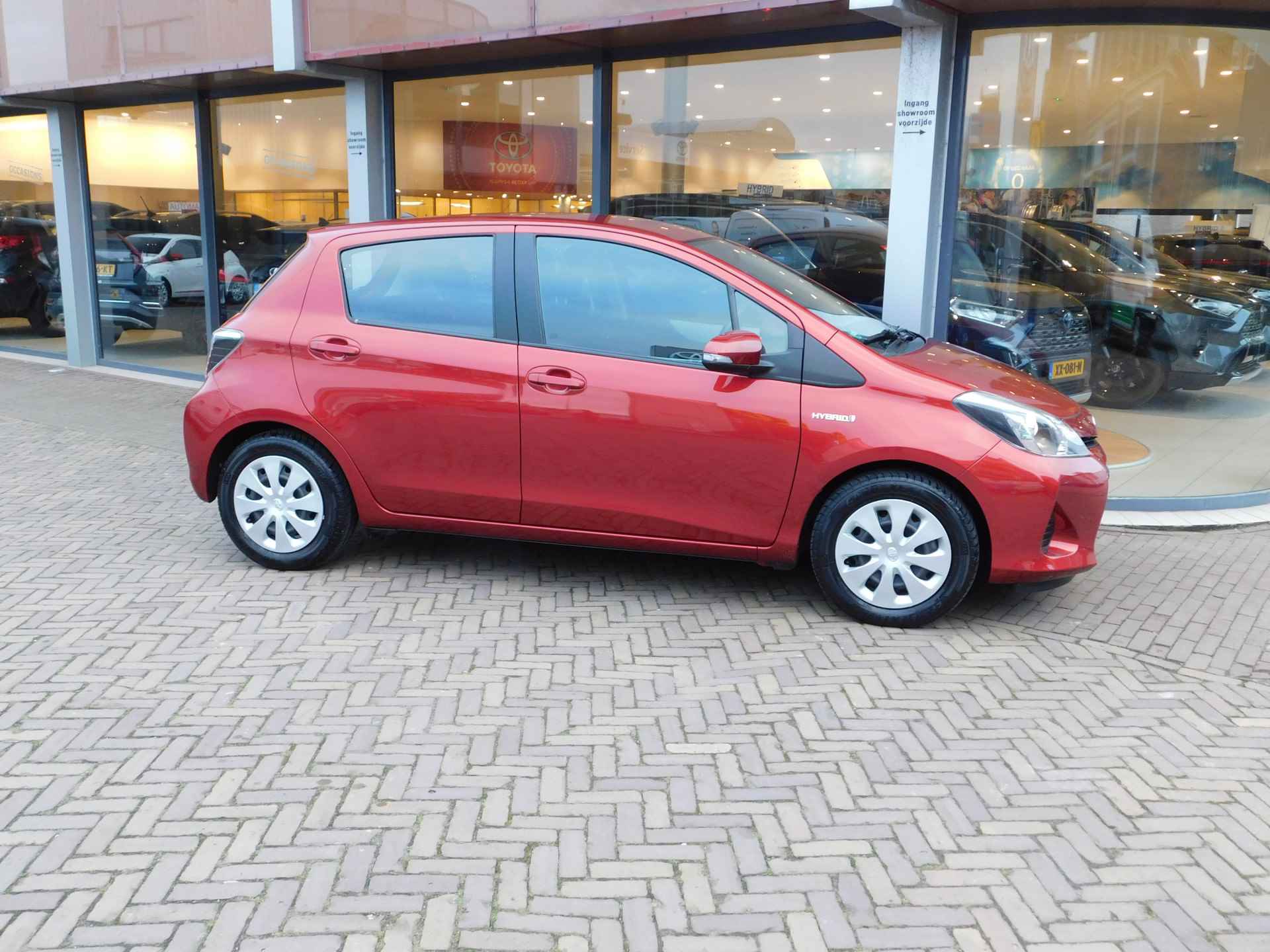 Toyota Yaris 1.5 Full Hybrid Aspiration - 41/58