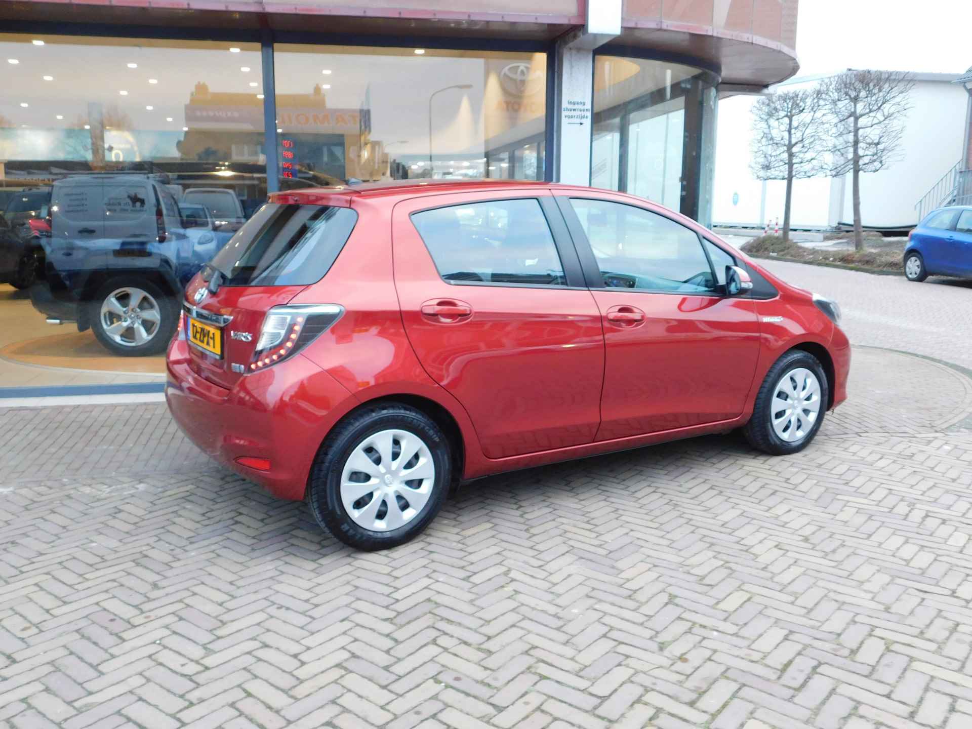 Toyota Yaris 1.5 Full Hybrid Aspiration - 44/58