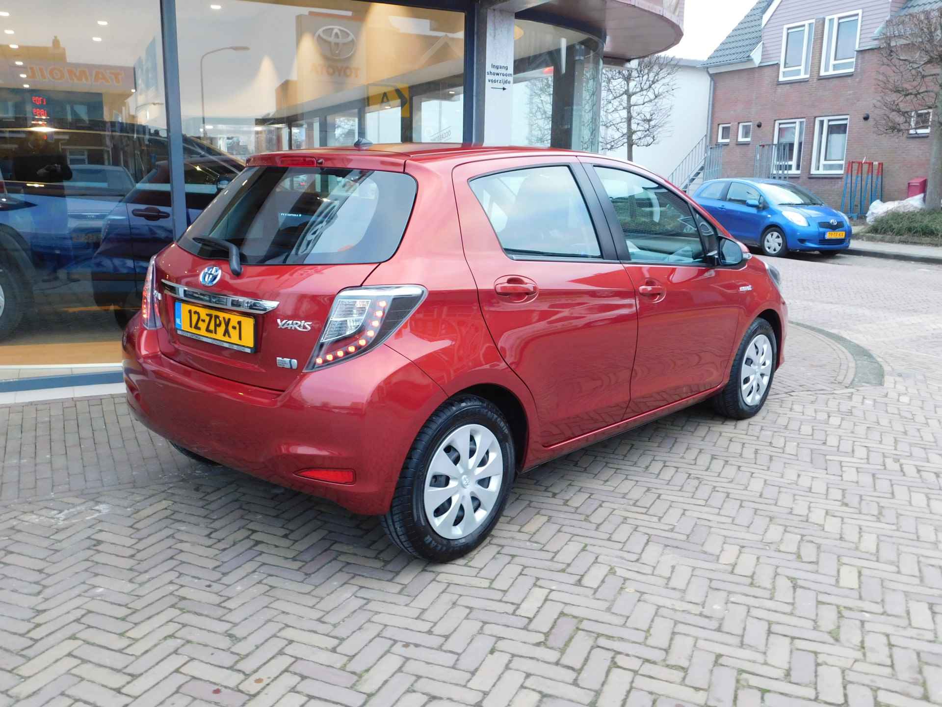 Toyota Yaris 1.5 Full Hybrid Aspiration - 45/58