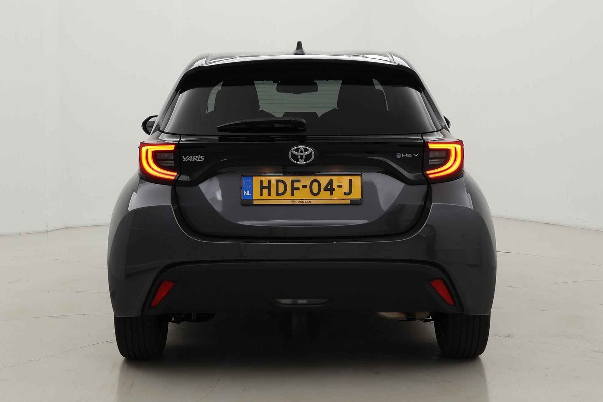 Toyota Yaris 1.5 Hybrid 115 First Edition | Navigatie | Keyless | Digitaal instrumentenpaneel | Apple Carplay / Android Auto | 16 inch - 15/36