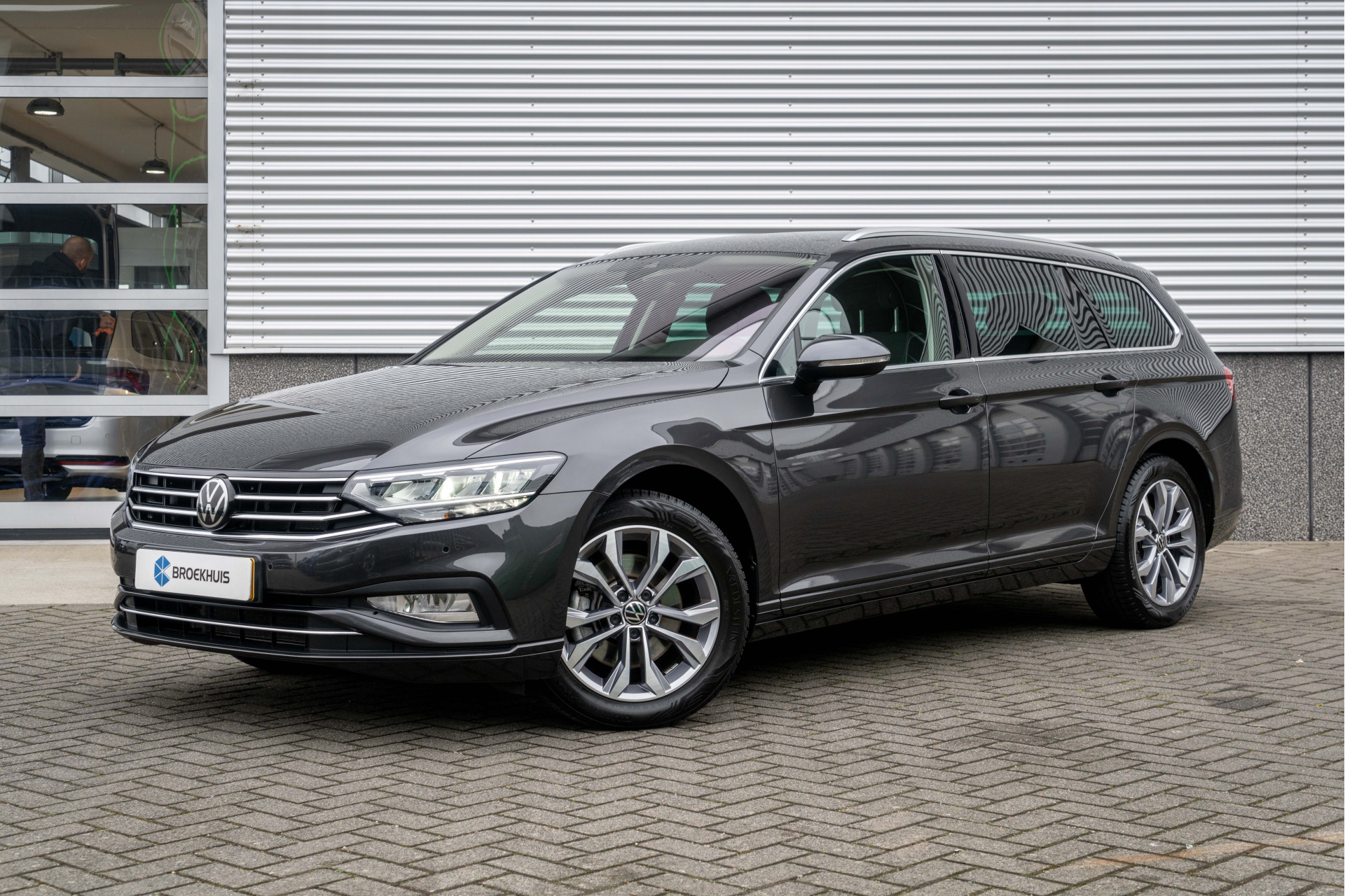 Volkswagen Passat Variant 1.5 TSI 150PK Business | Camera| 4seizoenenbanden| Orig Nederlands| Winterpakket|