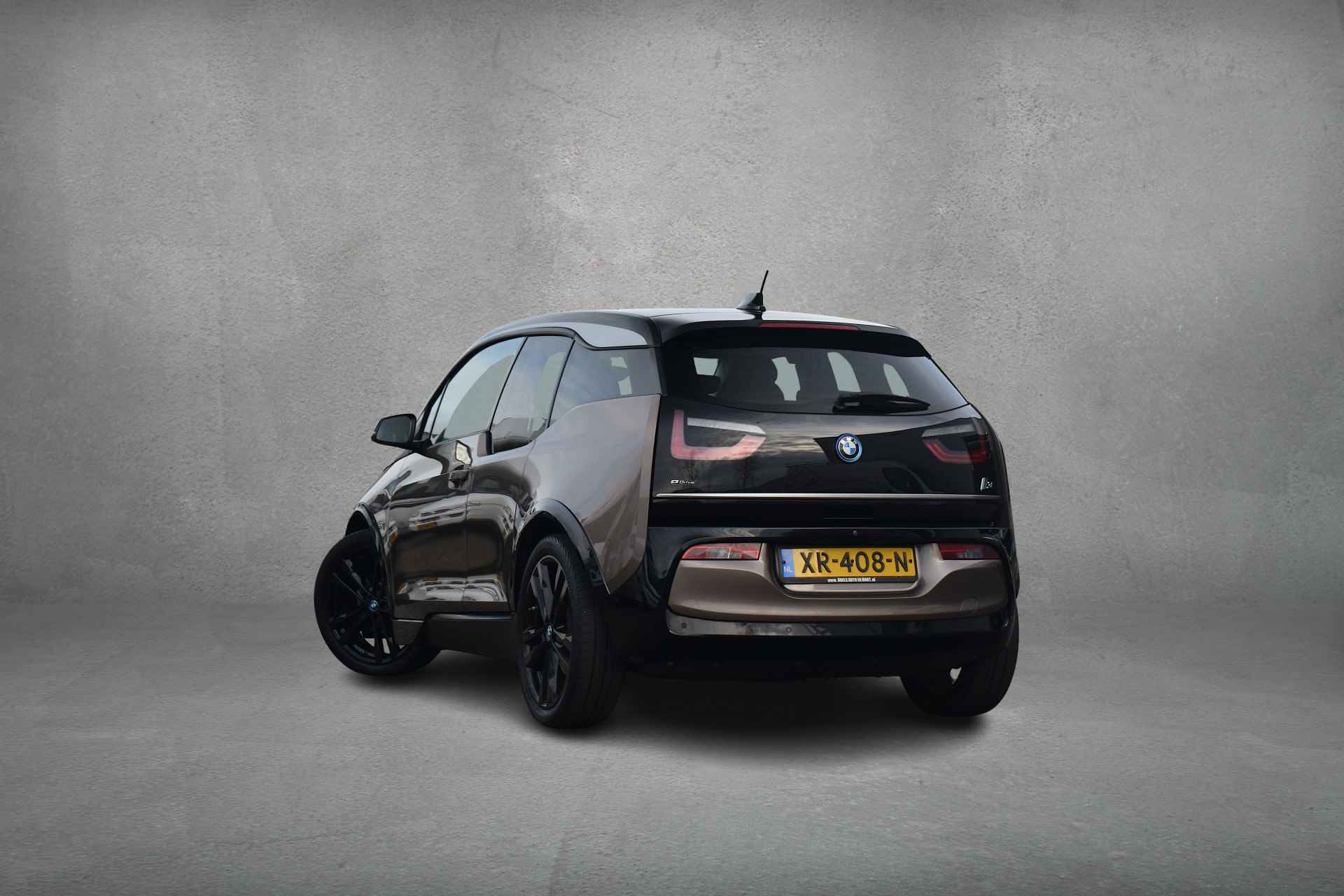 BMW i3 Basis 120Ah 42 kWh | Full Option! | Schuifdak | H/K | Leer | Stoelverwarming - 30/31