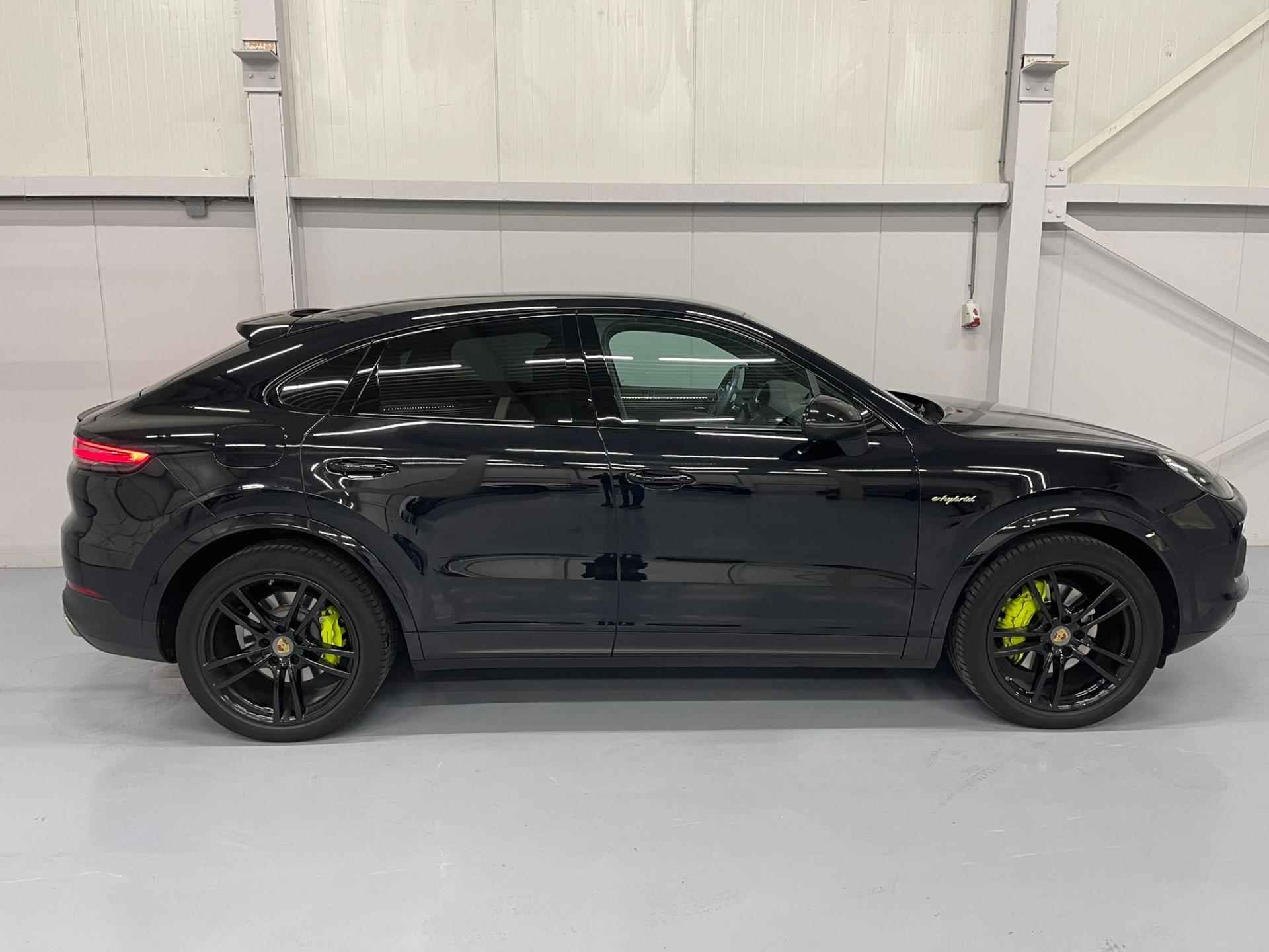 Porsche Cayenne 3.0 E-Hybrid - 10/28