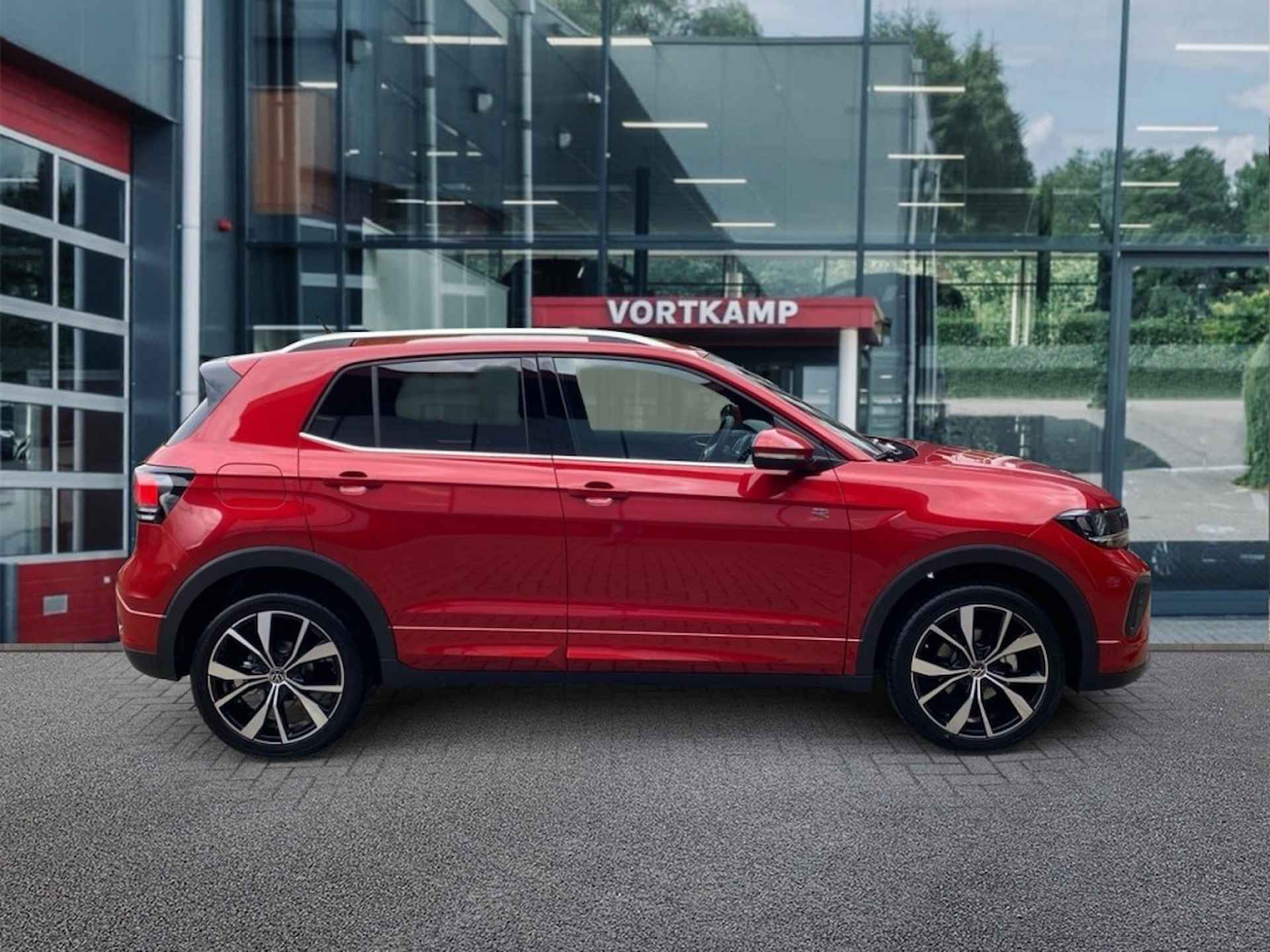 VOLKSWAGEN T-cross NIEUWE MODEL!! 1.0 TSI R-LINE CAMERA/CARPLAY/STOELVERW/ACC - 4/23