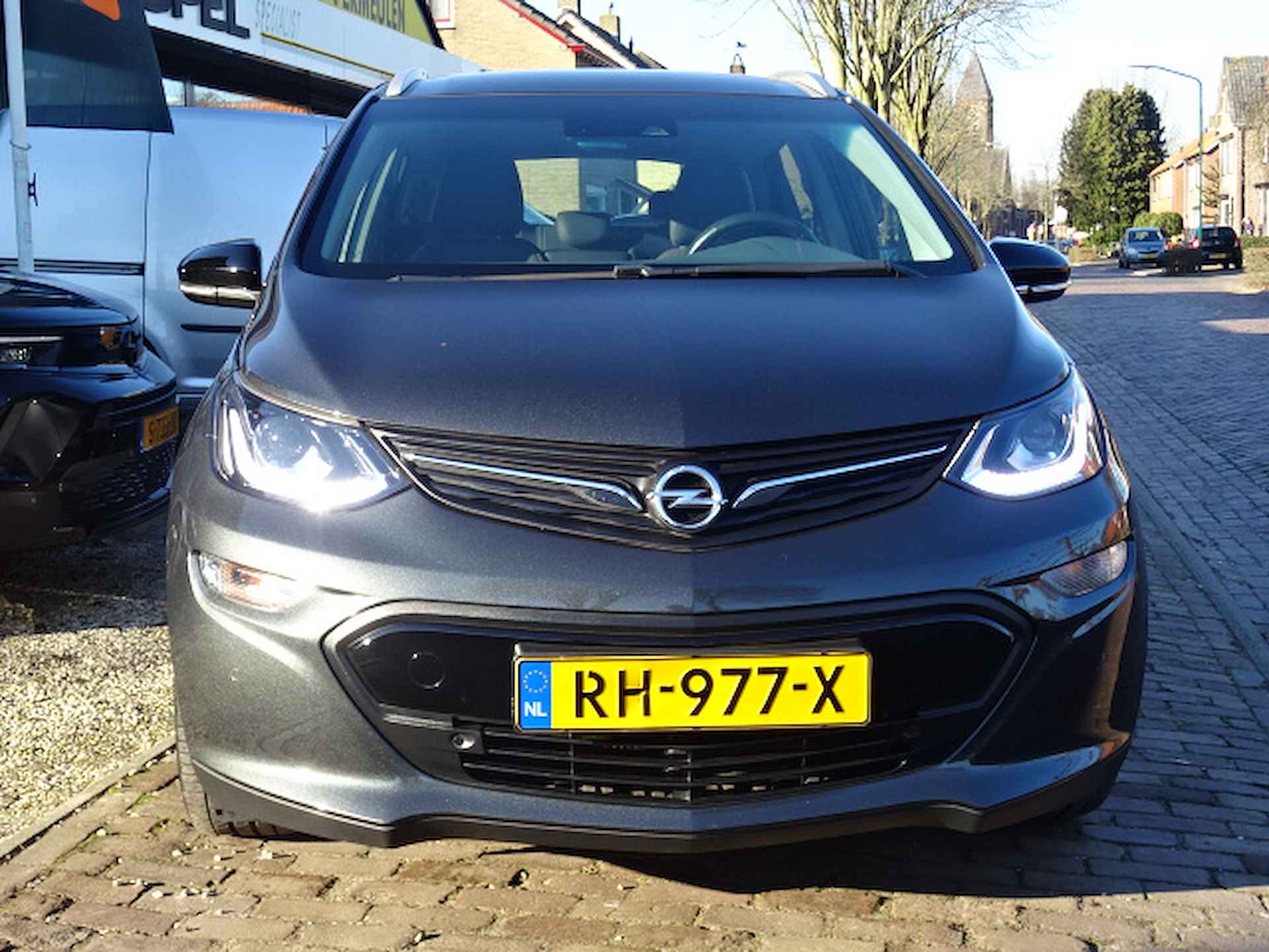 Opel Ampera-E 60-kWh 204PK Launch Executive + 17"/ Leder/ Camera/ App-Connect/ Clima/ NL auto - 6/49