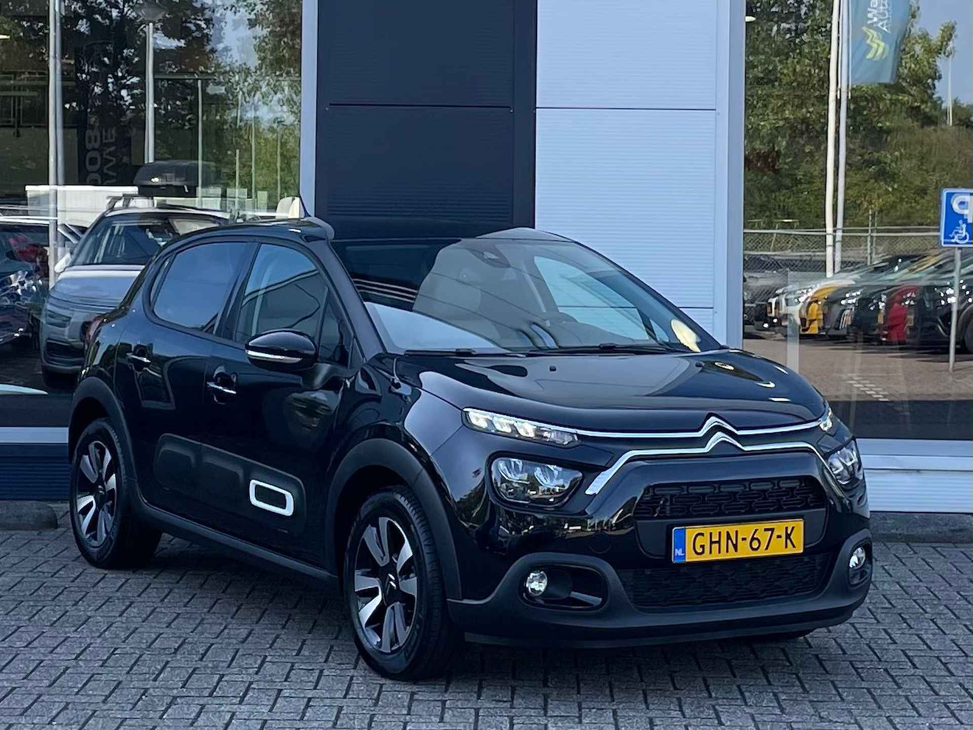 CITROEN C3 1.2 PureTech 83pk Max | Navigatie | Cruise Controle | Airconditioning | Parkeer camera | Android auto & Apple Carplay | Bluetooth - 2/41