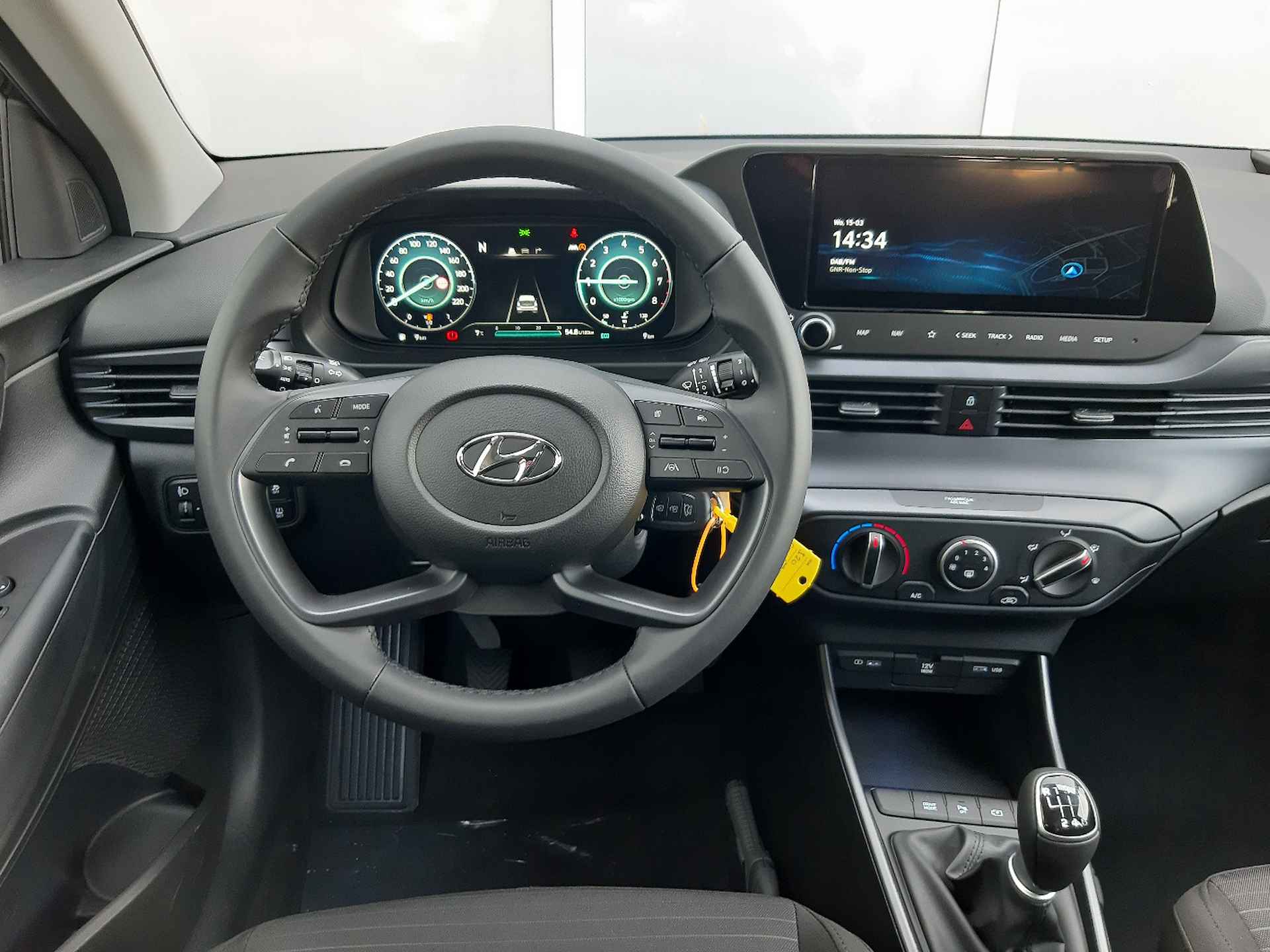 Hyundai i20 1.0 T-GDI Comfort Smart | VAN €26.730 VOOR €23.930 - 8/28