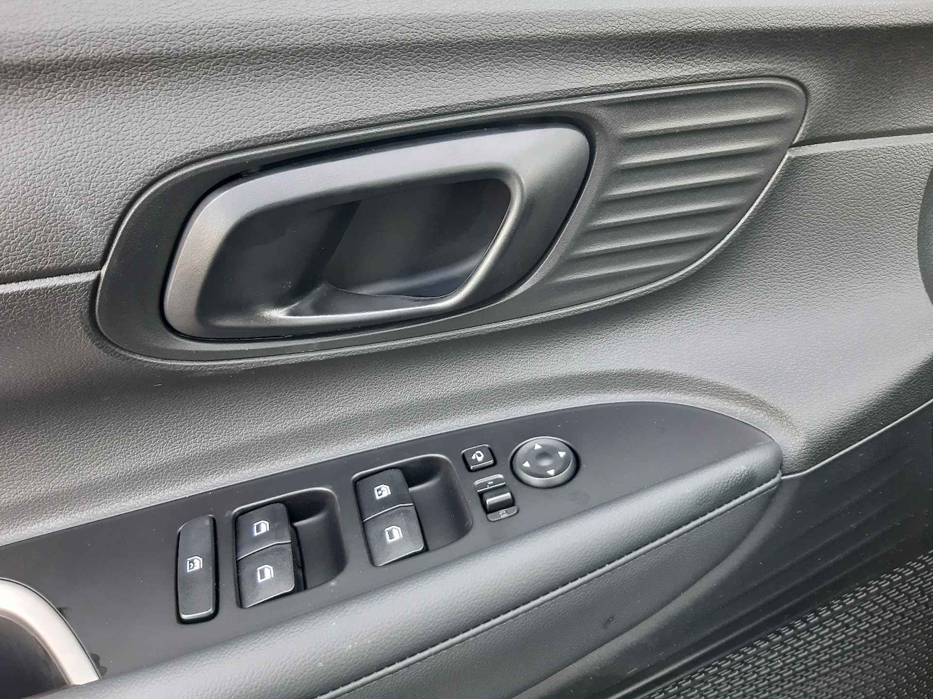 Hyundai i20 1.0 T-GDI Comfort Smart | VAN €26.730 VOOR €24.000,- - 14/28