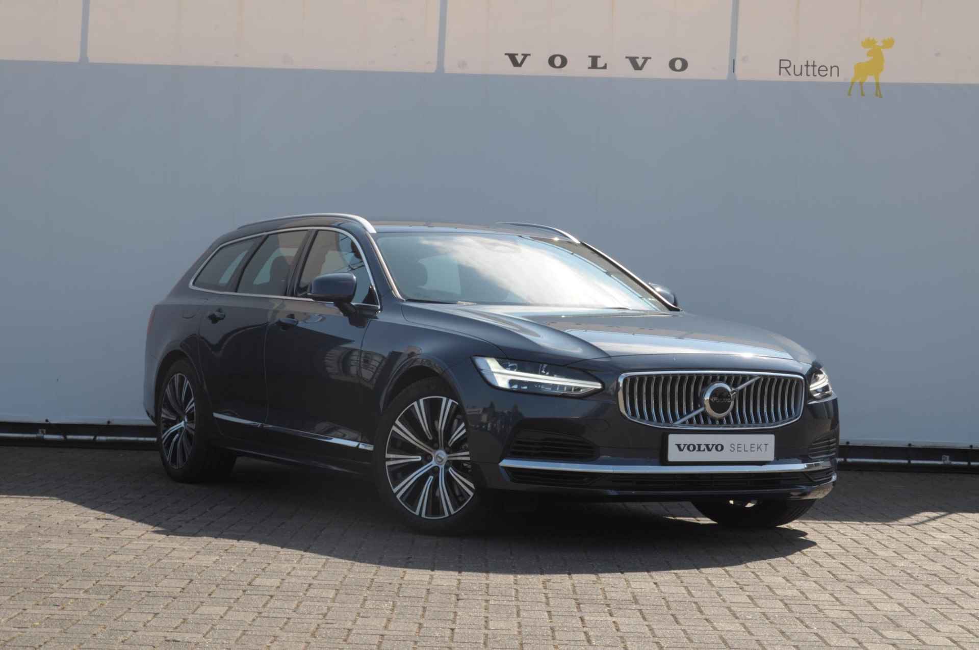 Volvo V90 T6 350PK Automaat Recharge AWD Plus Bright / Adpatieve cruise control/ BLIS/ Elektrische stoelen/ Harman Kardon audio/ Stoel en stuurwielverwarming/ Parkeersensoren met camera - 7/39