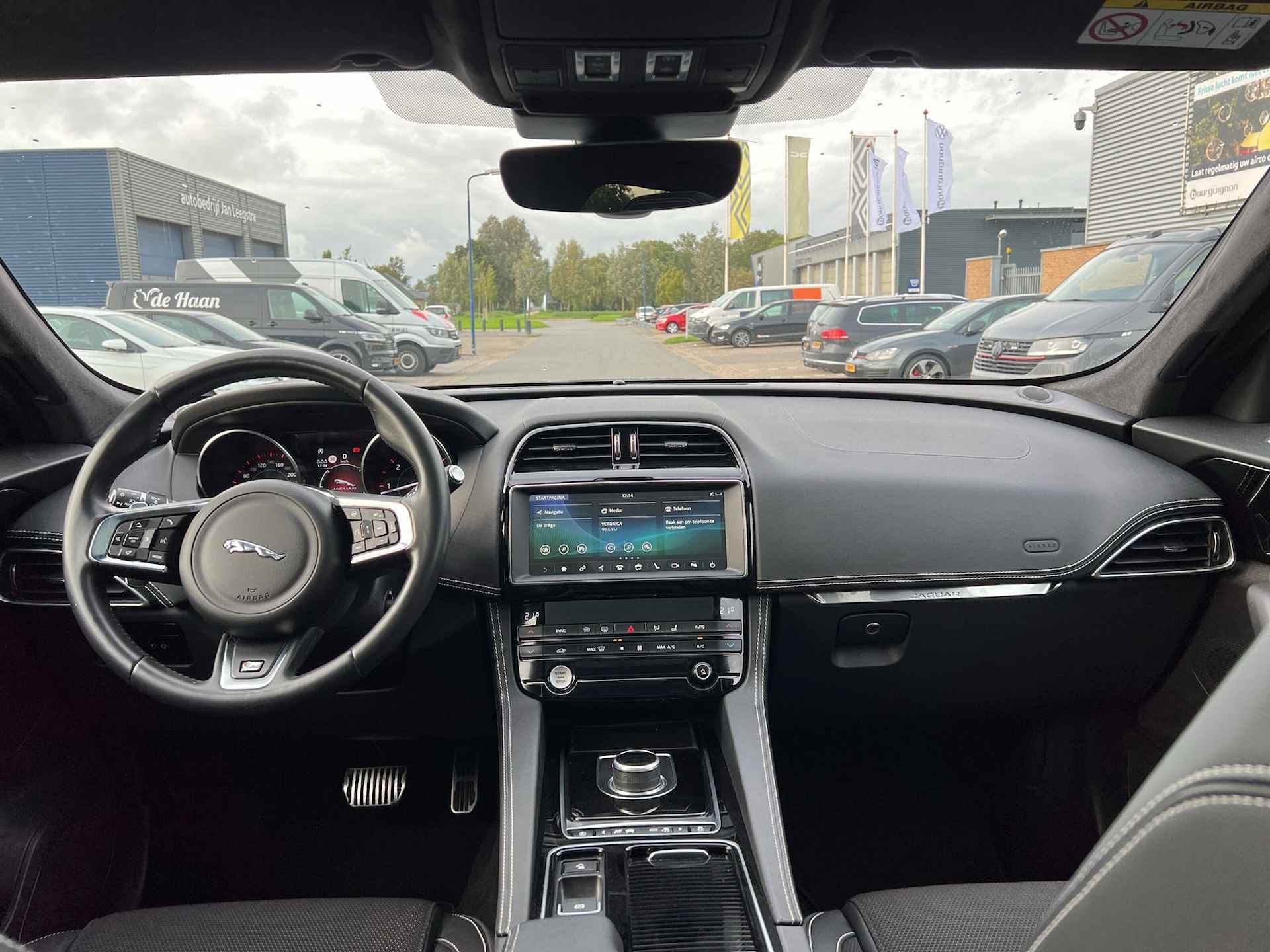 Jaguar F-Pace 3.0d AWD 300 pk Prestige R sport | Meridian Audio | Panodak | Navi | - 12/30