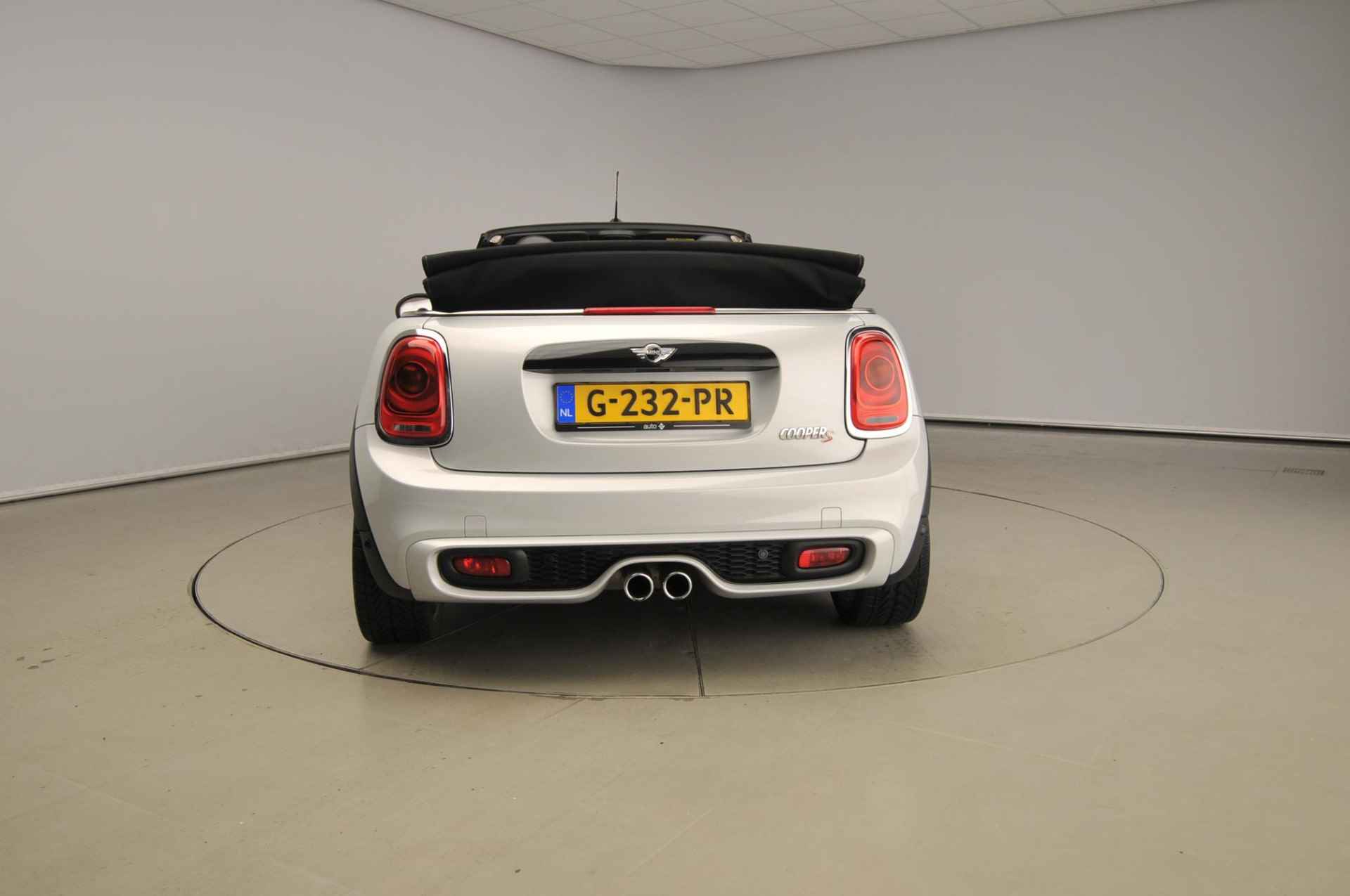 Mini Cabrio 2.0 Cooper S Chili Serious Business Automaat / Climate / PDC / LED / Cruise control / Sportstoelen - 6/40