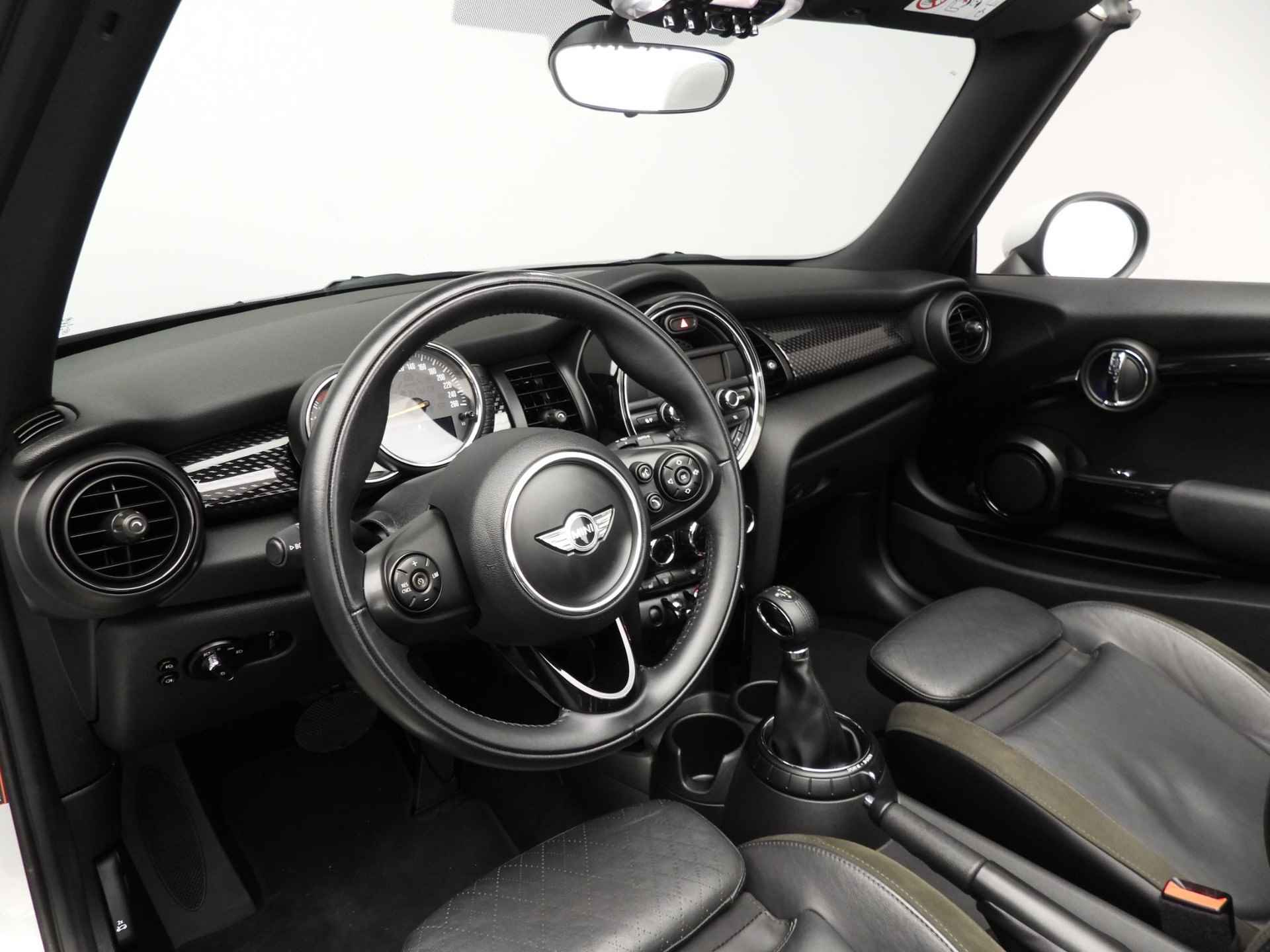 Mini Cabrio 2.0 Cooper S Chili Serious Business Automaat / Climate / PDC / LED / Cruise control / Sportstoelen - 7/40