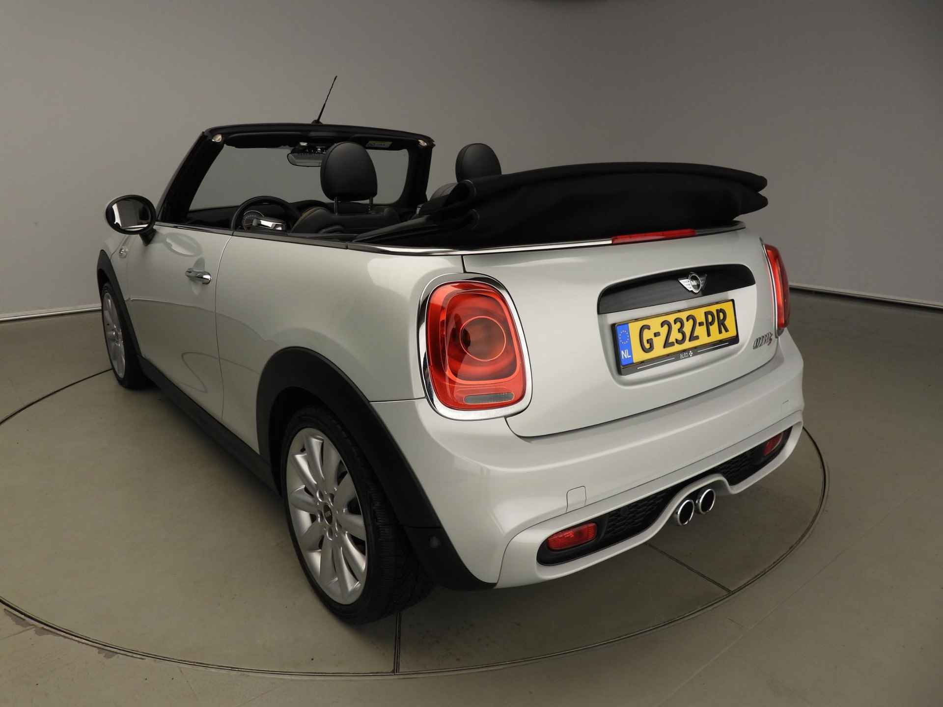 Mini Cabrio 2.0 Cooper S Chili Serious Business Automaat / Climate / PDC / LED / Cruise control / Sportstoelen - 34/40