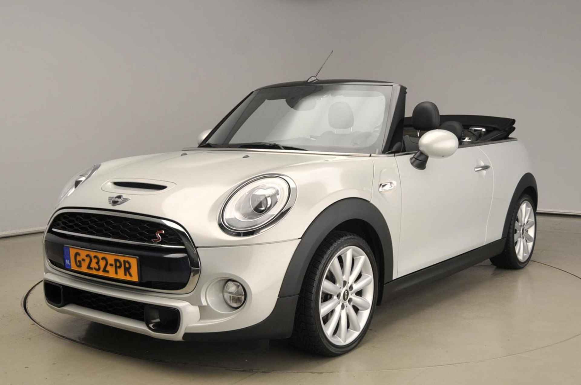 Mini Cabrio 2.0 Cooper S Chili Serious Business Automaat / Climate / PDC / LED / Cruise control / Sportstoelen - 40/40