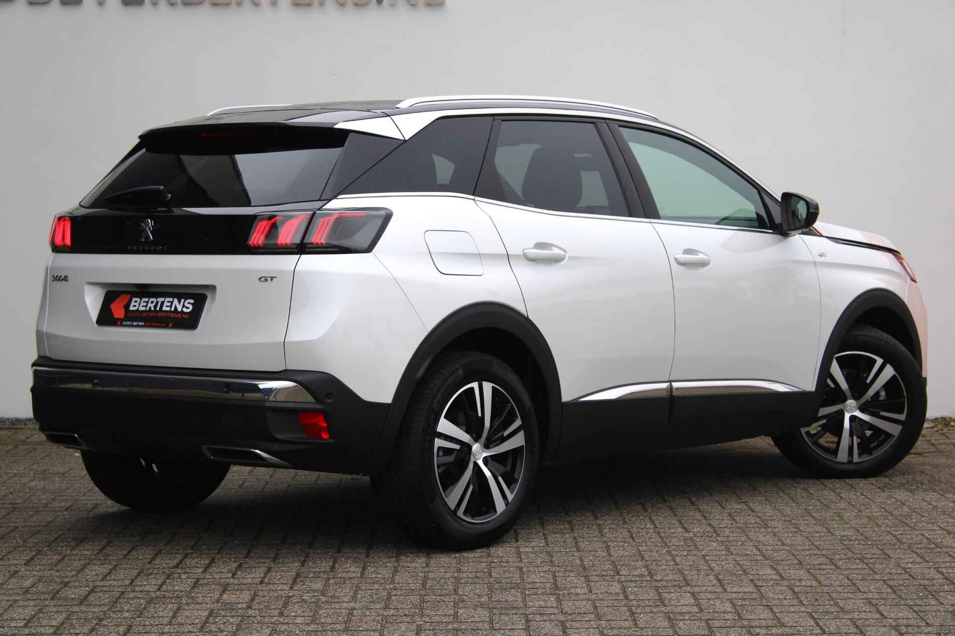 Peugeot 3008 1.2 Hybrid GT | Navi | Parkeercamera | Meer foto's volgen - 2/28