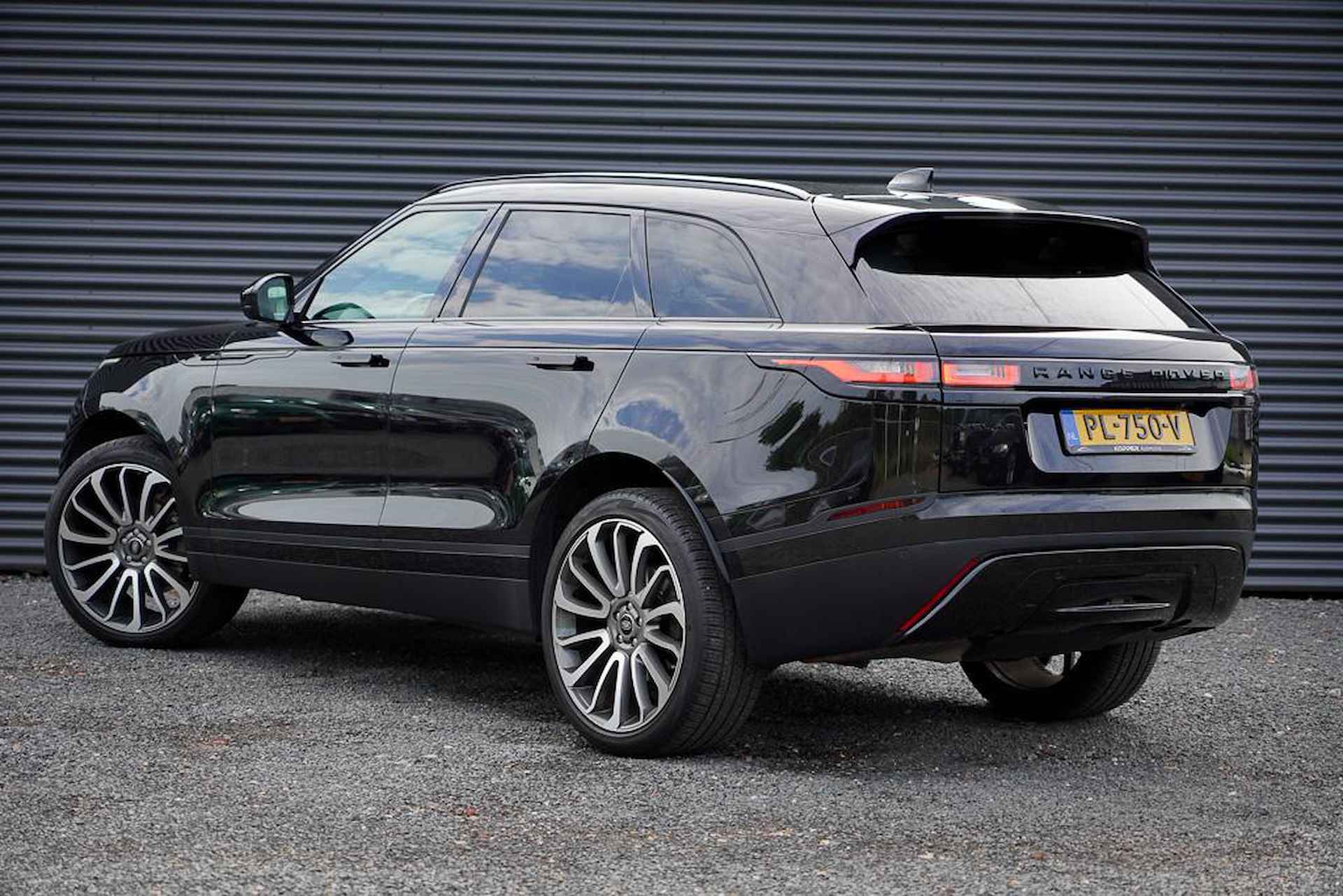 Land Rover Range Rover Velar P250 AWD SE / Pano / NL Auto - 14/54