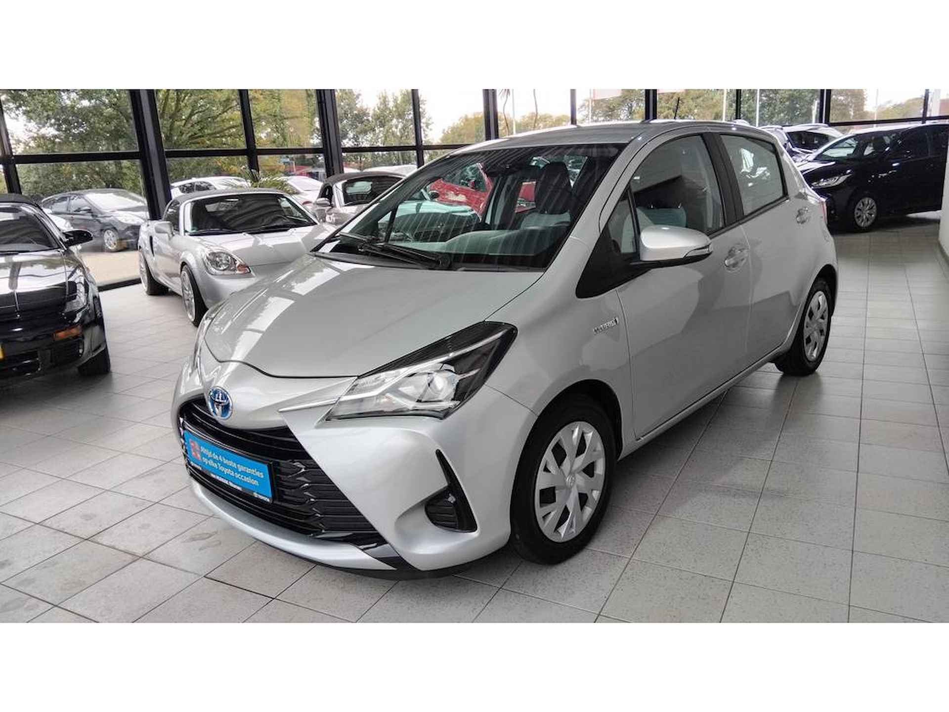 Toyota Yaris 1.5 Hybrid Active Apple-Carplay Camera Stoelverw - 4/23