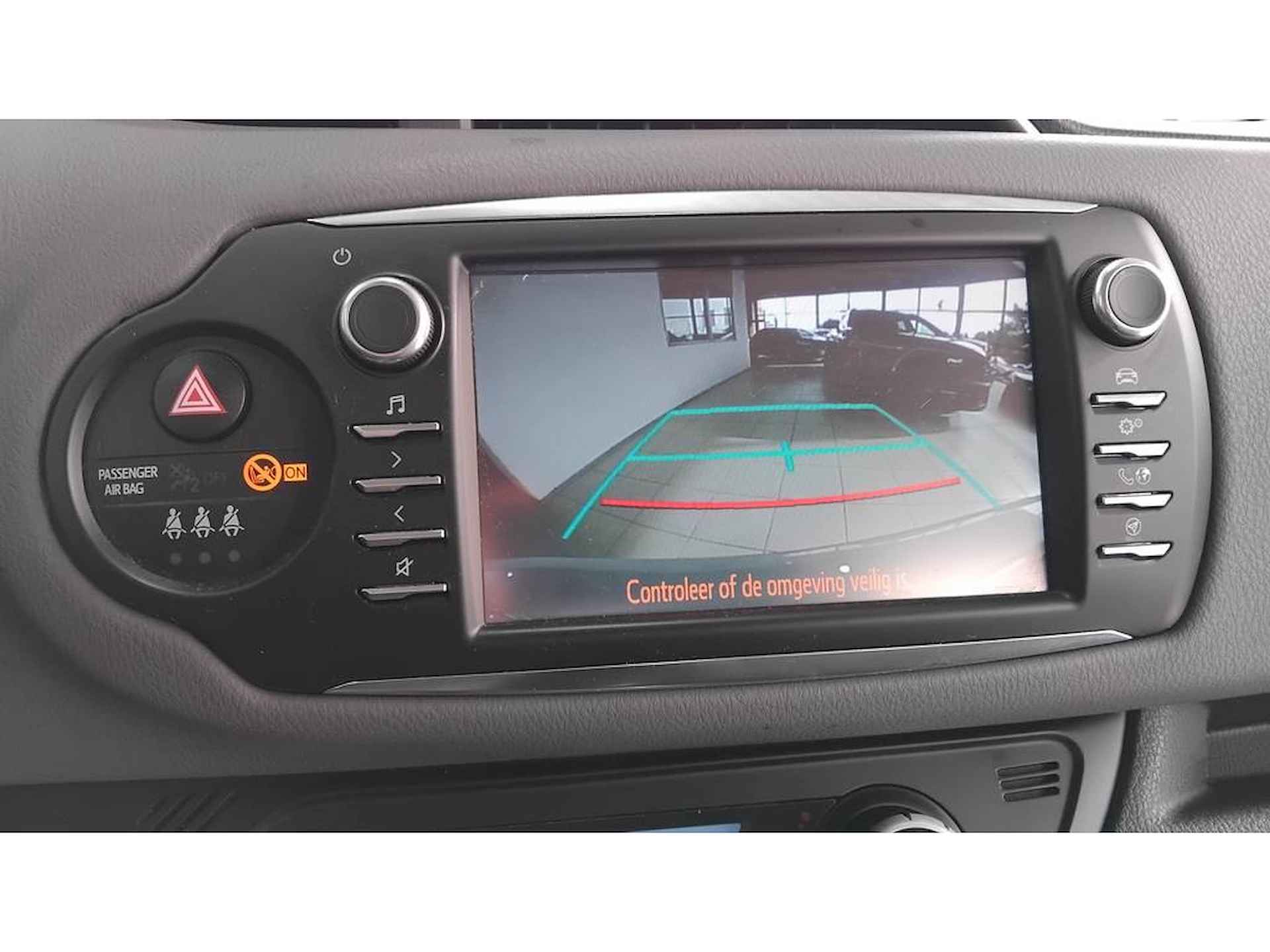 Toyota Yaris 1.5 Hybrid Active Apple-Carplay Camera Stoelverw - 15/23