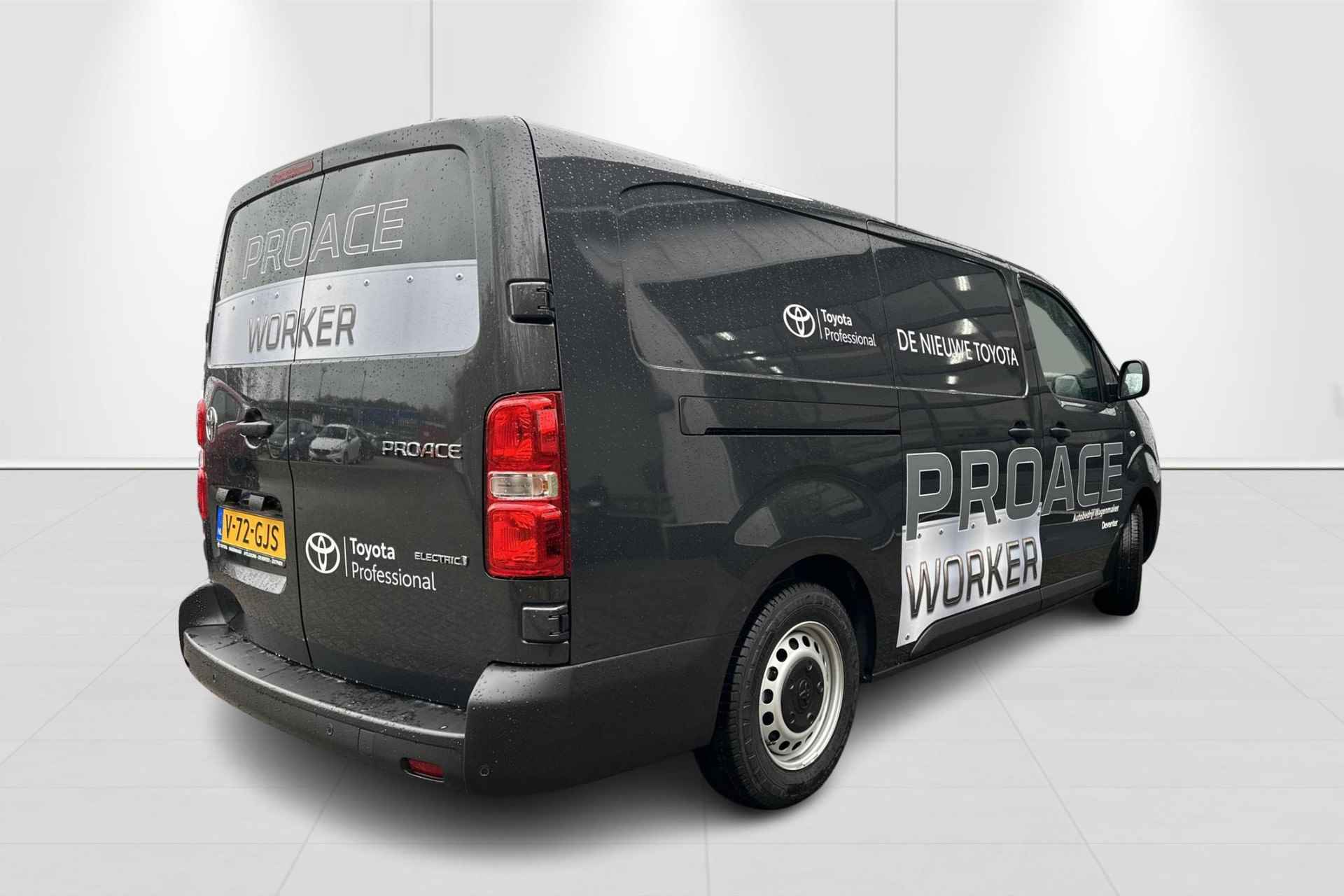 Toyota PROACE Long Worker CHALLENGER 75KWH ELECTRIC 3-PERS AIRCO PARK-SENSOREN BETIMMERING NL-AUTO - 2/15