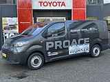 Toyota PROACE Long Worker CHALLENGER 75KWH ELECTRIC 3-PERS AIRCO PARK-SENSOREN BETIMMERING NL-AUTO