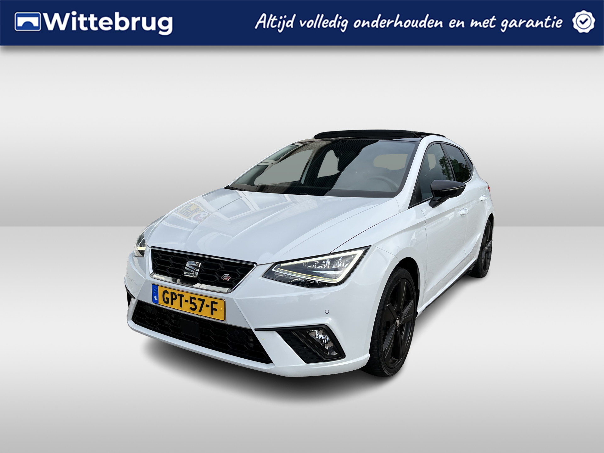 SEAT Ibiza 1.5 TSI FR Black Edition / AUTOMAAT/ PANO/ 150 PK/ CAMERA/ PARK. SENSOREN/ LED/ KEYLESS/ STOEL VERWARM./ VIRTUAL COCKPIT/ ADAPT. CRUISE/ APP CONNECT/ NAVI/ CLIMA/ DAB/ 18" LMV/