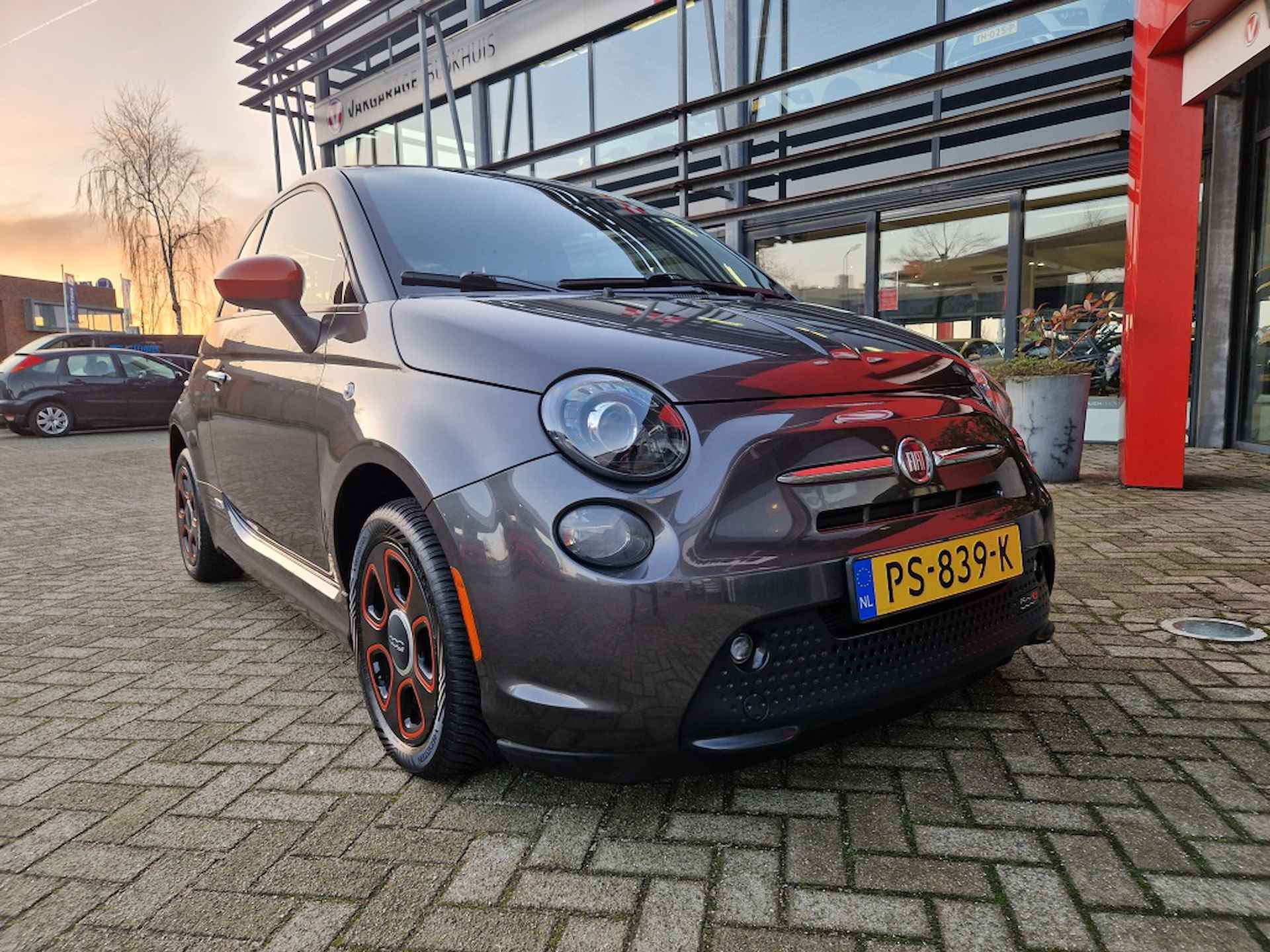 Fiat 500 500E A/T 24kwh | Climate | Cruise - 21/25