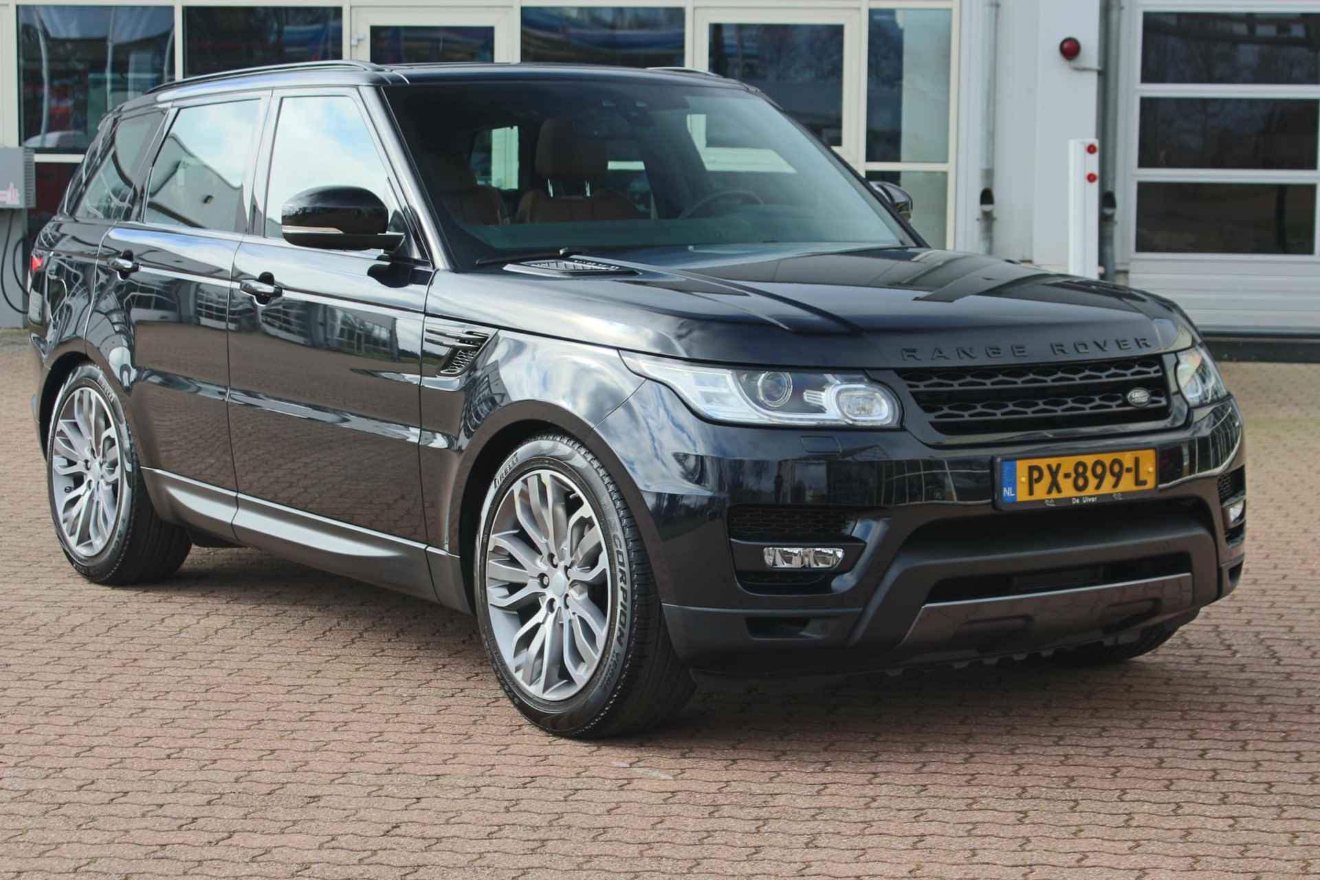 LAND ROVER Range Rover Sport 3.0 TDV6 258pk HSE Dynamic / InControl Touch Pro / NW €122.500 - 10/73