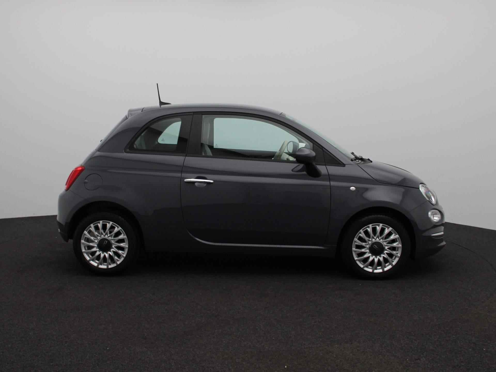 Fiat 500 1.0 Hybrid Lounge - 6/22