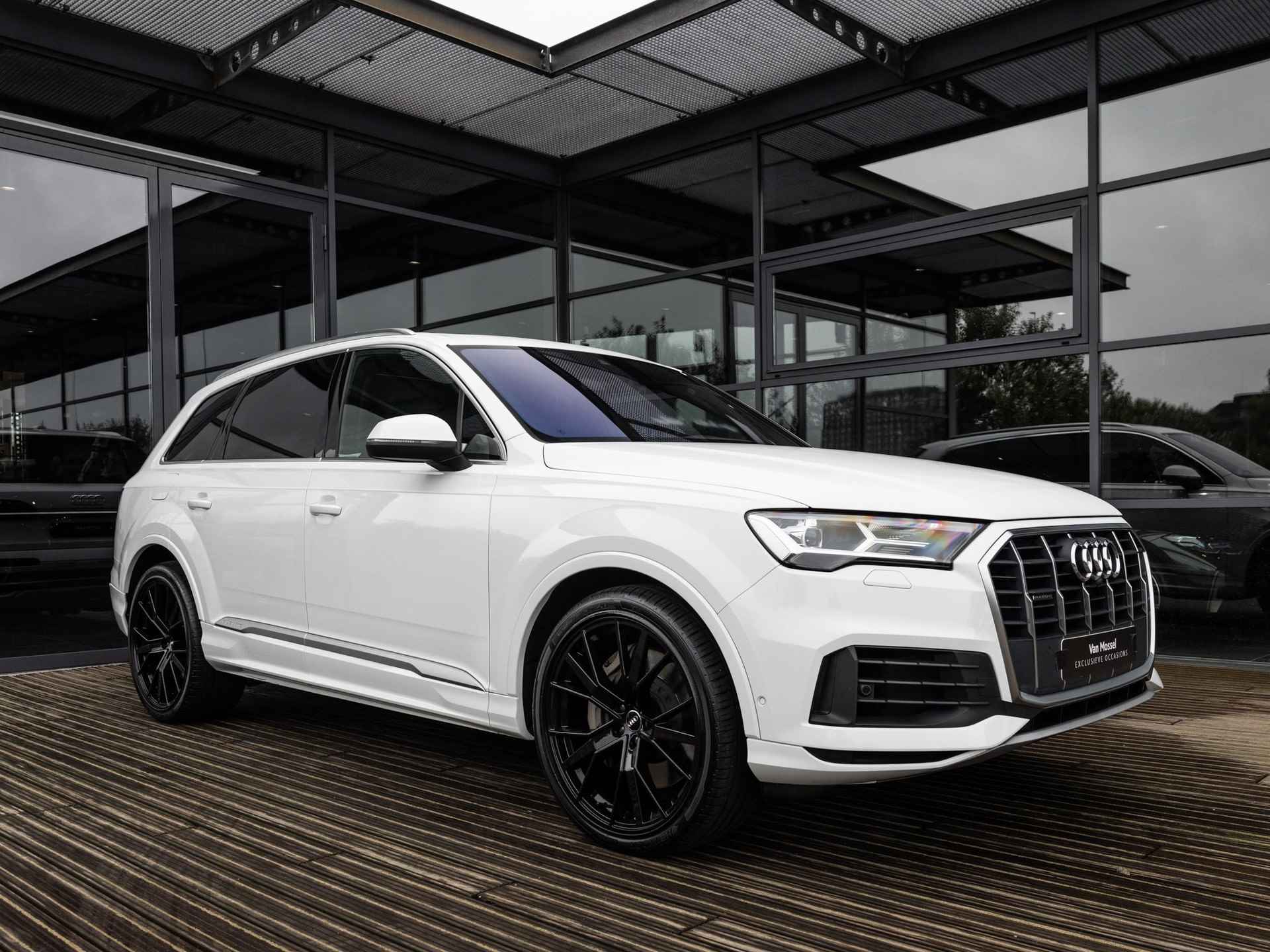 Audi Q7 55 TFSI e quattro S Edition | BTW | PANORAMADAK | APPLE CARPLAY | MEMORY | CAMERA | 22” VELGEN | TREKHAAK | - 5/54