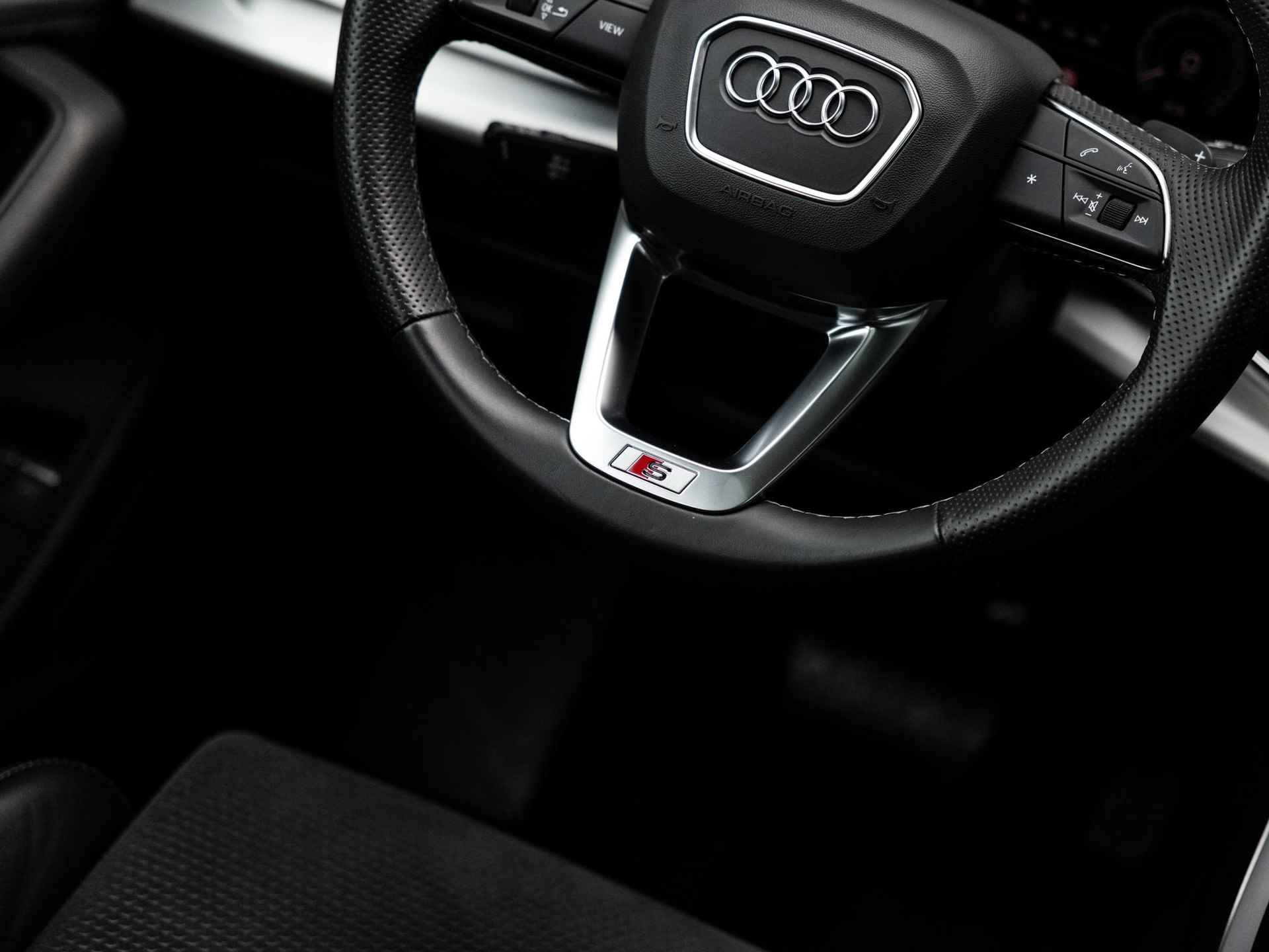 Audi Q7 55 TFSI e quattro S Edition | BTW | PANORAMADAK | APPLE CARPLAY | MEMORY | CAMERA | 22” VELGEN | TREKHAAK | - 19/54