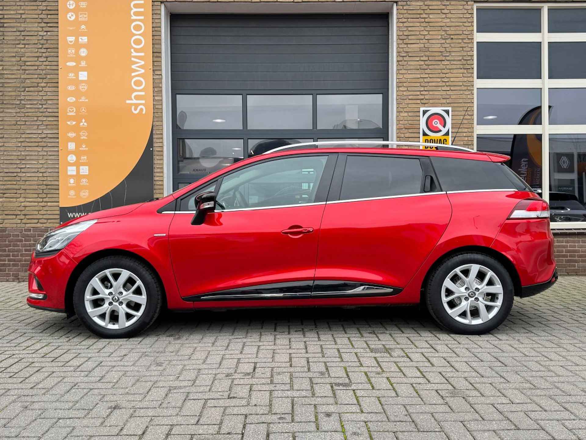 RENAULT Clio ESTATE TCe 90 LIMITED CARPLAY/TREKHAAK/NL-AUTO/1E EIG./43.000KM! - 14/43