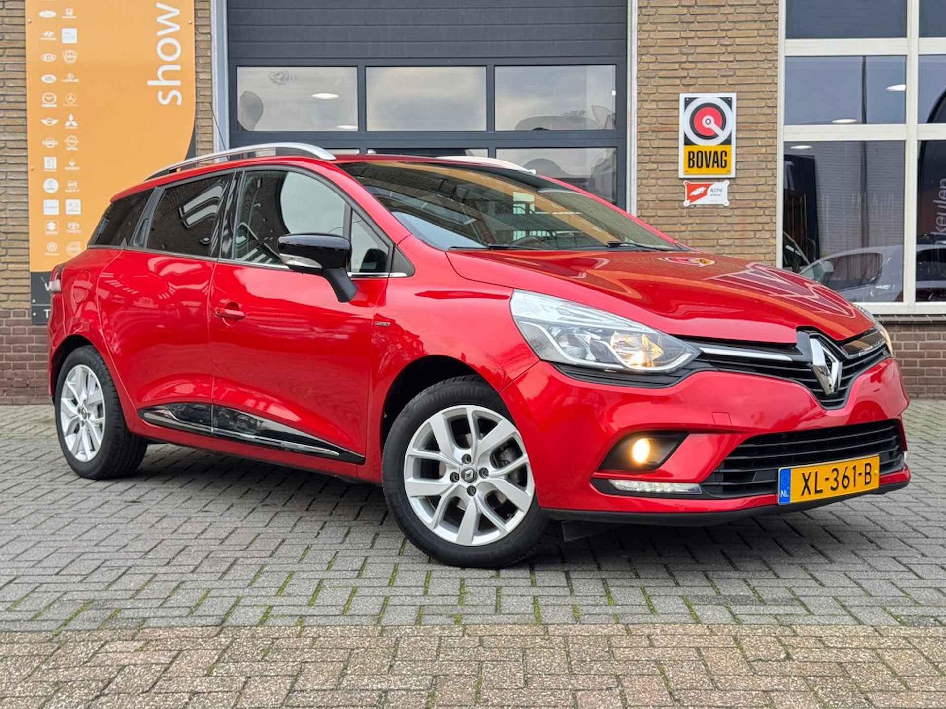 RENAULT Clio ESTATE TCe 90 LIMITED CARPLAY/TREKHAAK/NL-AUTO/1E EIG./43.000KM! - 32/43