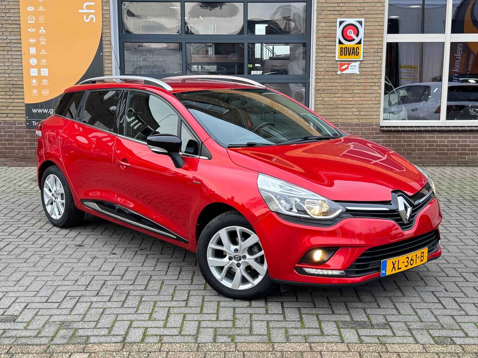 RENAULT Clio ESTATE TCe 90 LIMITED CARPLAY/TREKHAAK/NL-AUTO/1E EIG./43.000KM! - 43/43