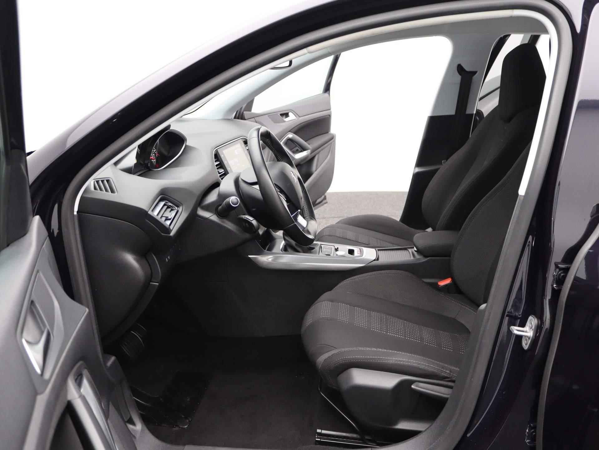 Peugeot 308 SW 1.2 e-THP Allure Automaat | Airco | Navigatie | Achteruitrijcamera | Cruise Control | - 11/43