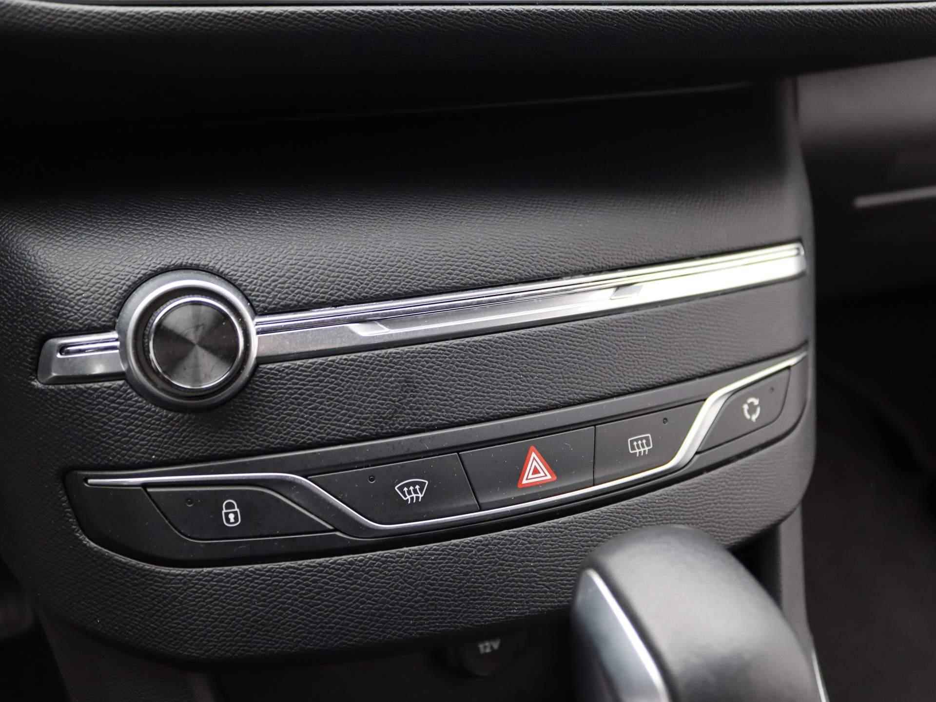 Peugeot 308 SW 1.2 e-THP Allure Automaat | Airco | Navigatie | Achteruitrijcamera | Cruise Control | - 17/44