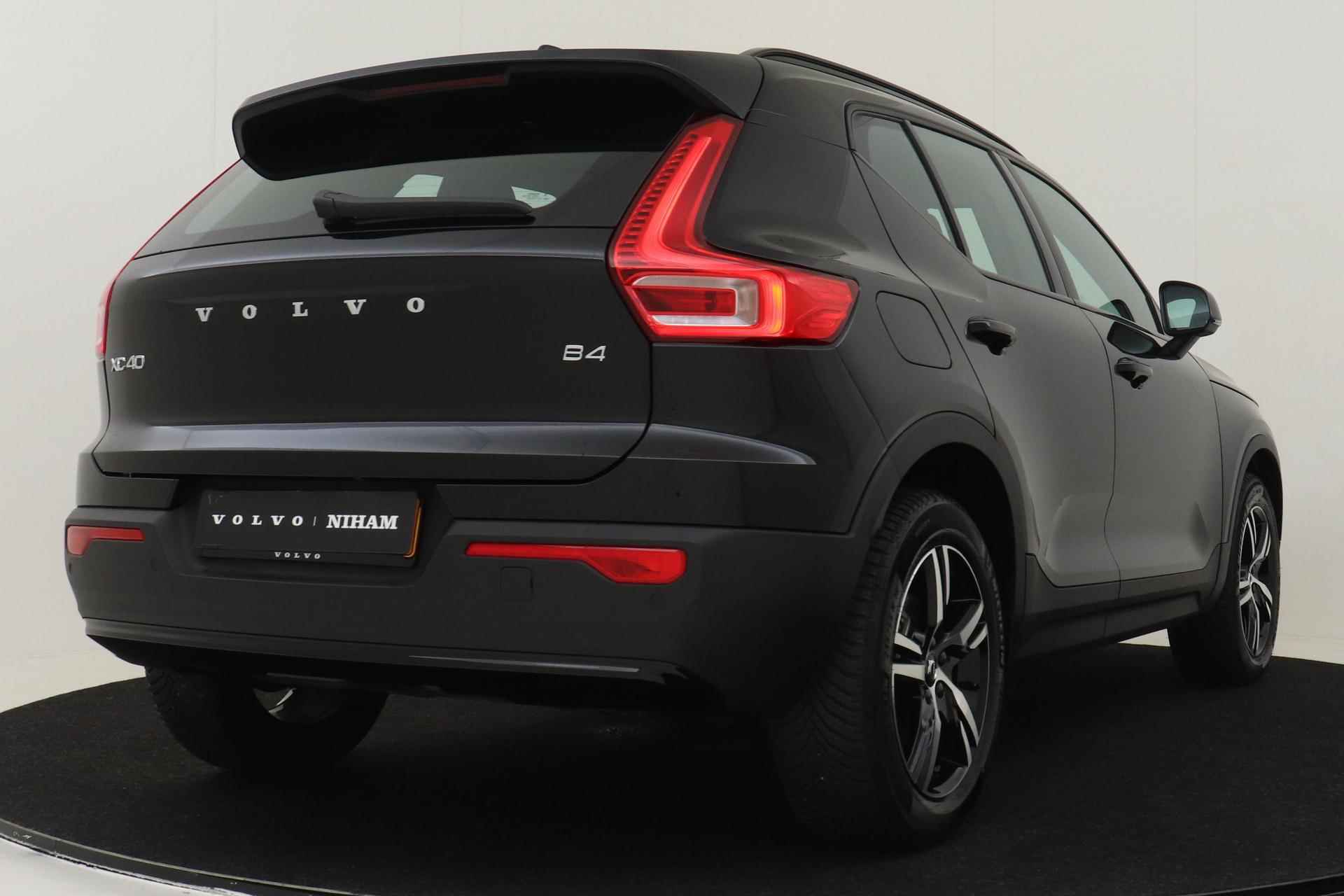 Volvo XC40 B4 (M-HYBRID) PLUS DARK -CAMERA|ADAP.CRUISE|VERW.VOORRUIT|TREKHAAK - 5/52