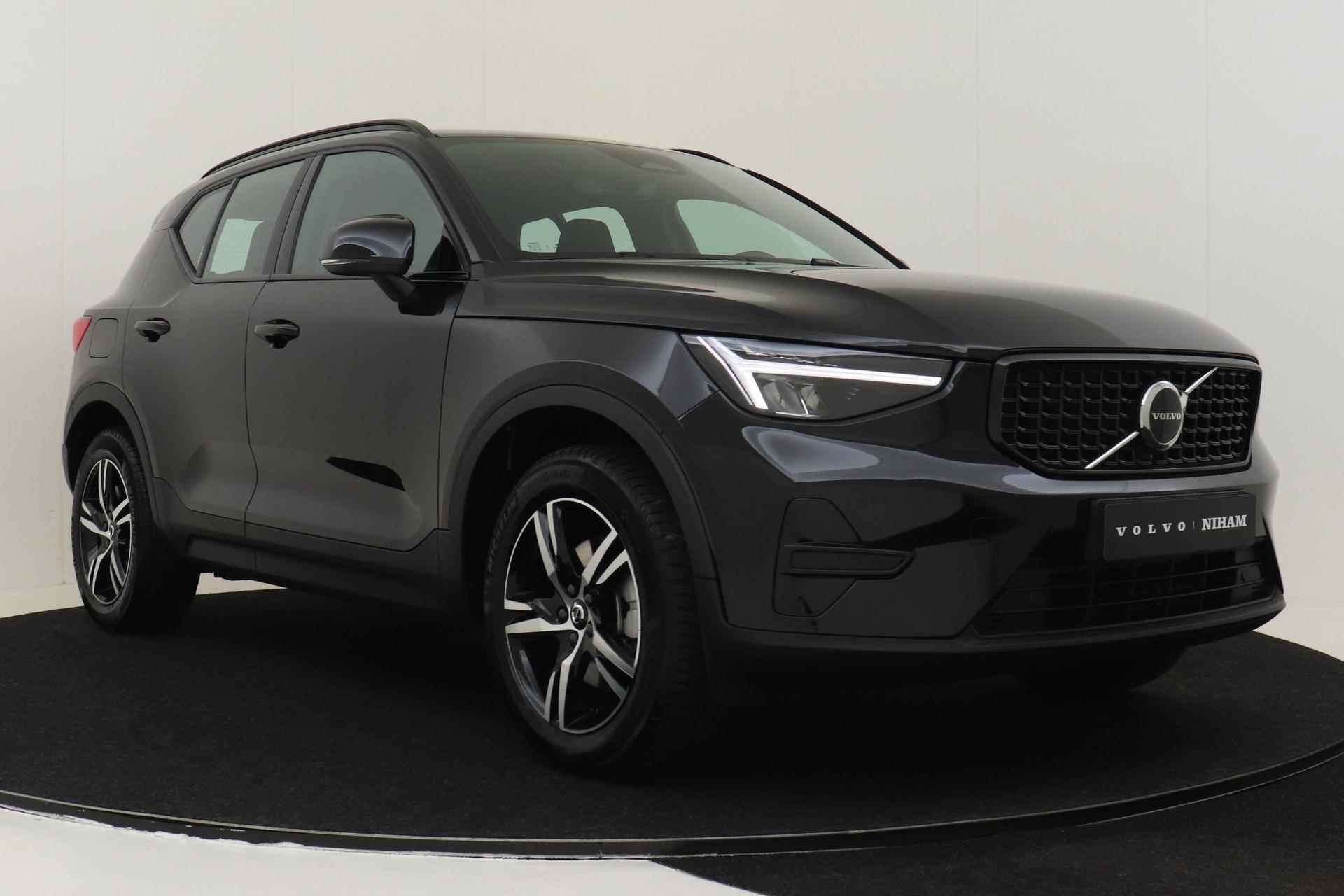 Volvo XC40 B4 (M-HYBRID) PLUS DARK -CAMERA|ADAP.CRUISE|VERW.VOORRUIT|TREKHAAK - 11/52