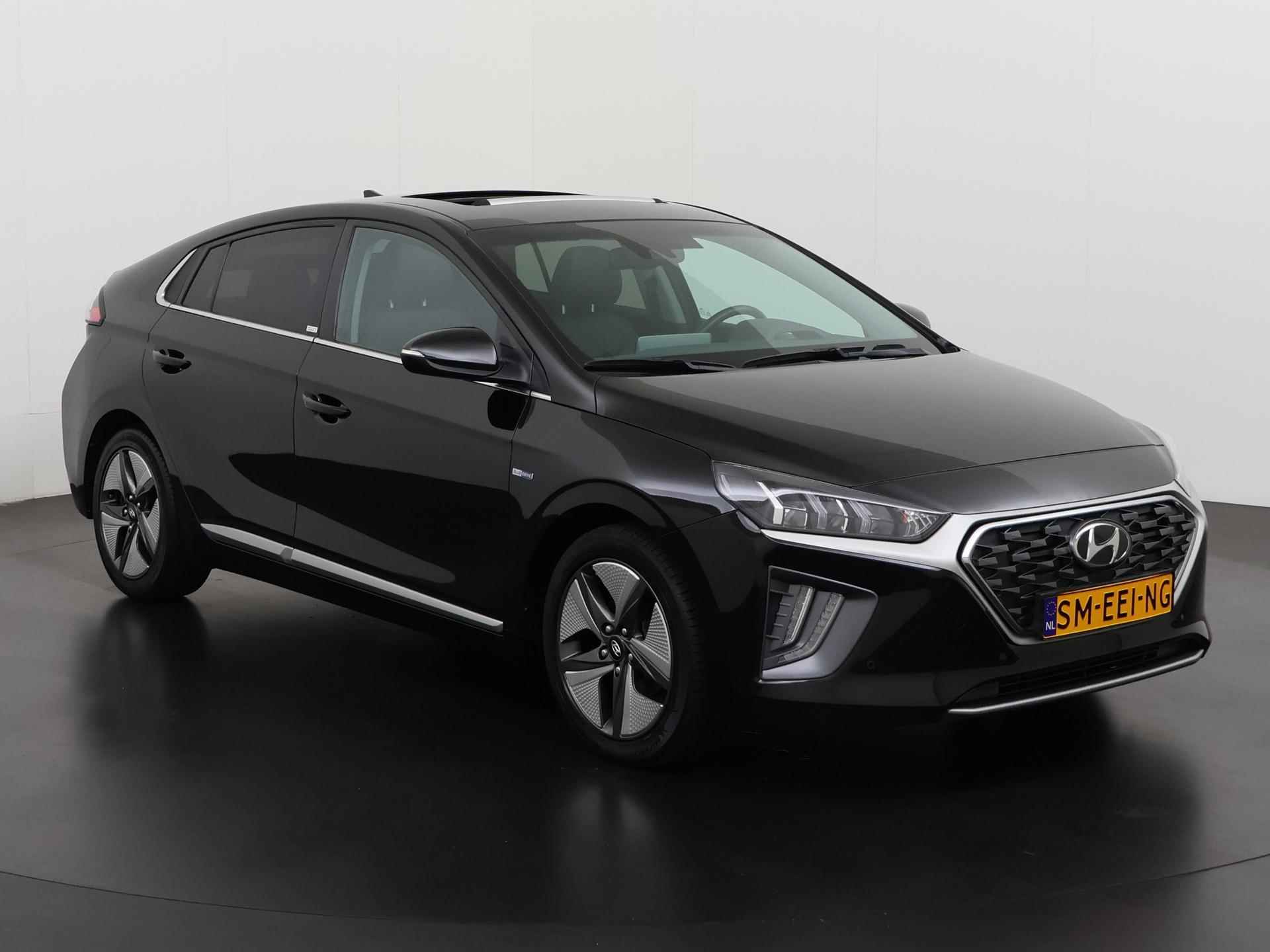 Hyundai IONIQ 1.6 GDi Premium | Schuifdak | Leder | Camera | Mem Stoel | Zondag Open! - 30/44