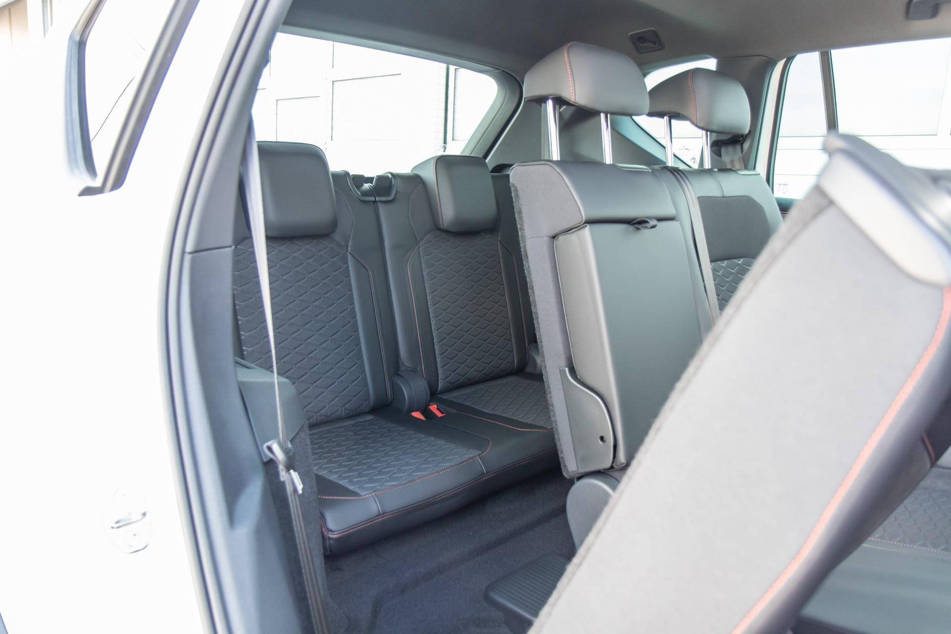 SEAT Tarraco 1.5 TSI 150pk DSG FR Business Intense 7p | Panoramadak | 20'' Velgen - 20/54