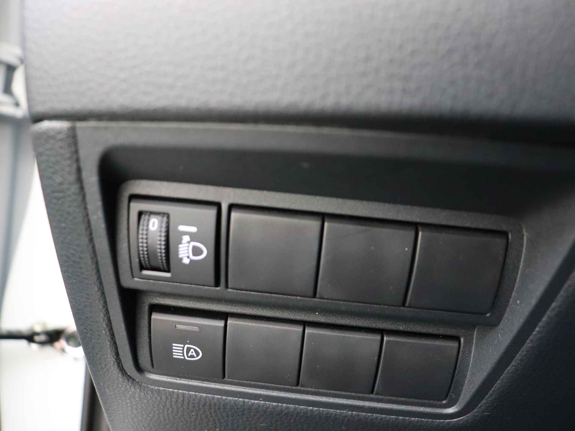 Toyota Yaris 1.5 Hybrid Active | Apple Carplay/Android Auto | Climate Control | Cruise Control Adaptief | 1e Eigenaar | Armsteun | - 30/37
