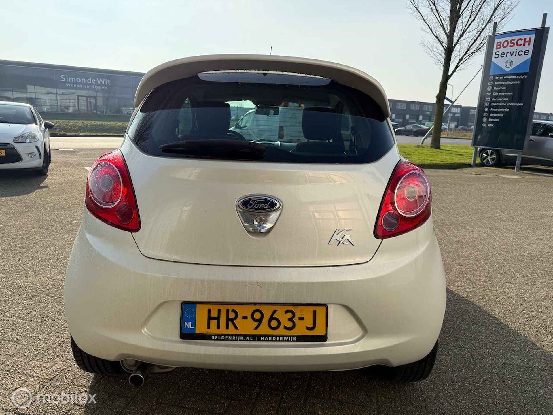 FORD KA 1.2 TITANIUM PANORAMADAK 12 MND BOVAG RIJKLAAR PRIJS - 5/20