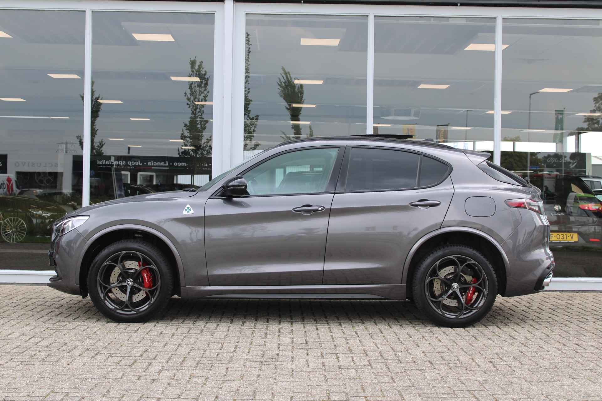 Alfa Romeo Stelvio Quadrifoglio 2.9 V6 510PK AWD | Harman Kardon | Adaptieve Cruise Control | Schuif/Kanteldak - 3/41